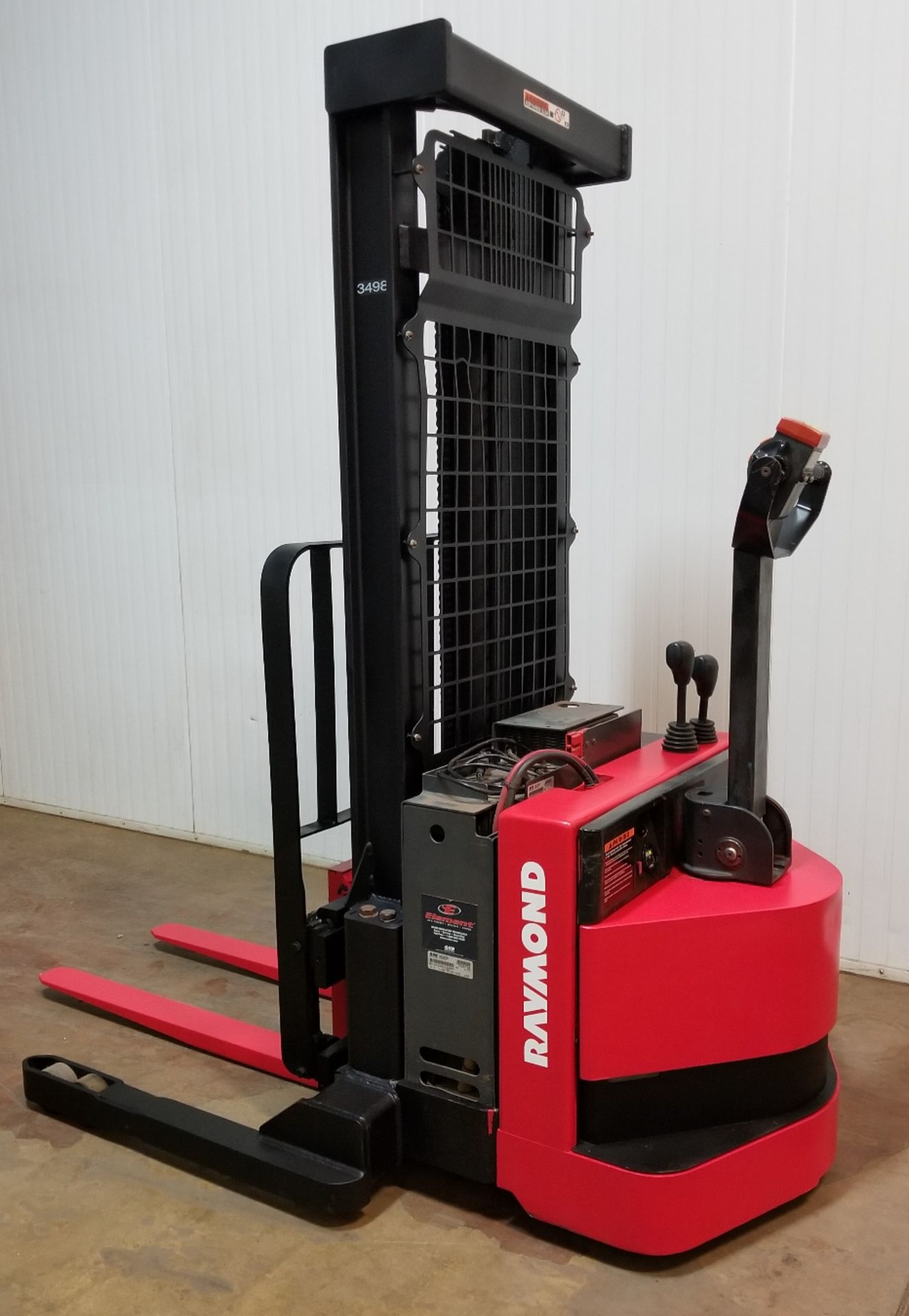 RAYMOND (2010) RSS40 3,750 LB. CAPACITY 24V WALK-BEHIND ELECTRIC PALLET STACKER WITH 128" MAX.
