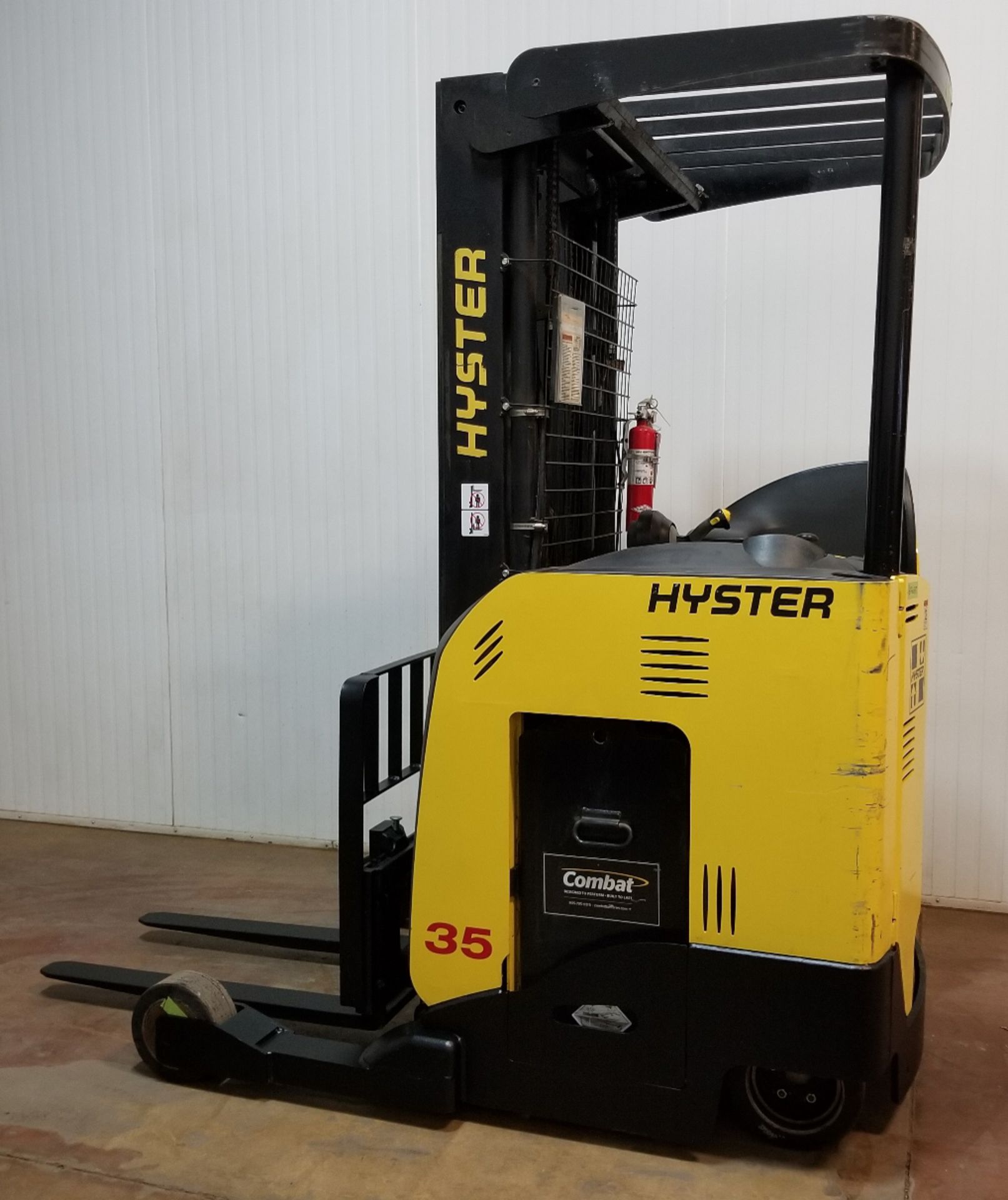 HYSTER (2015) N35ZRS2 3,500 LB. 36V ELECTRIC REACH TRUCK WITH 212" MAX. LIFT HEIGHT, 3-STAGE MAST, - Image 2 of 2
