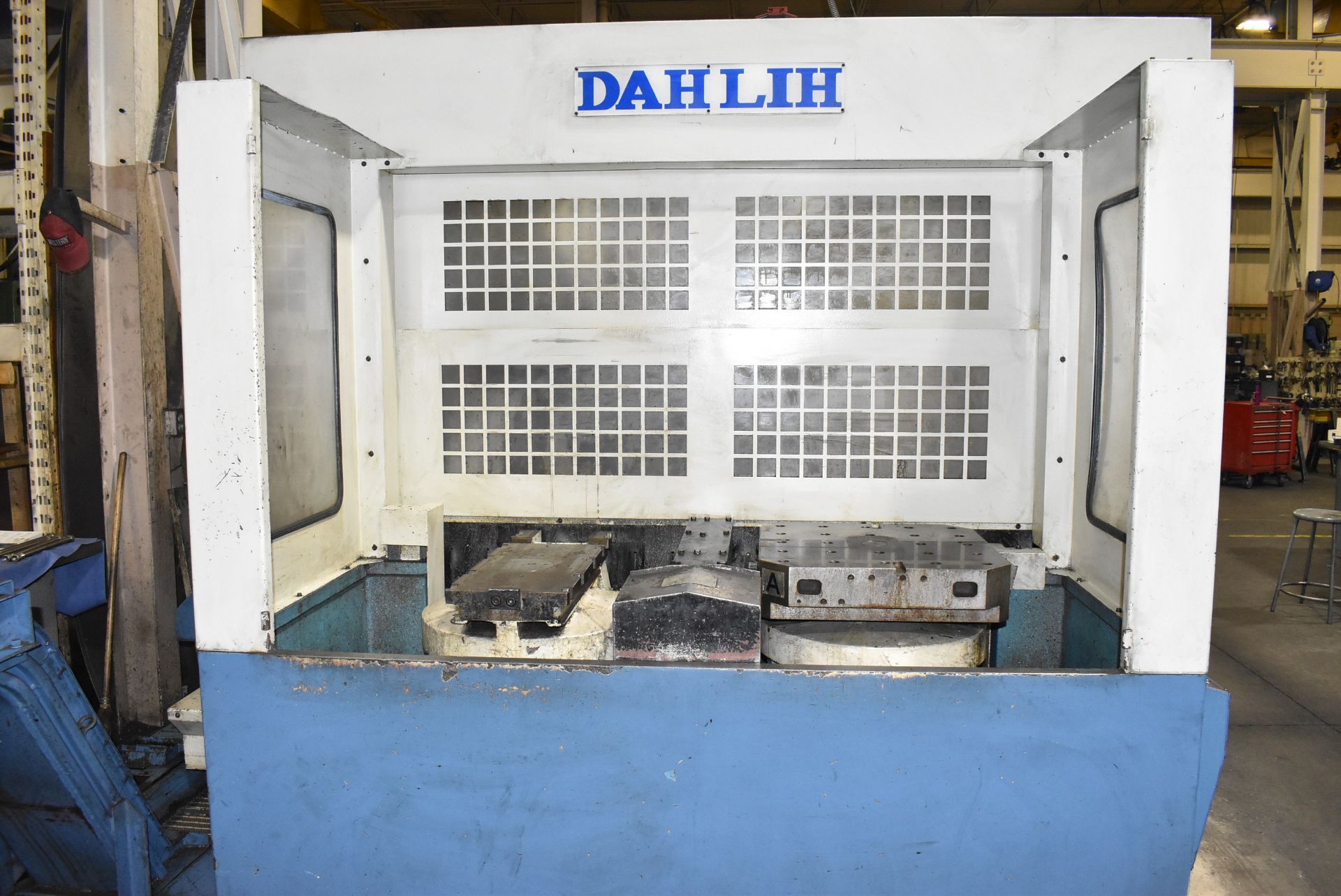 DAHLIH (2006) DL-MCH-500 TWIN PALLET CNC HORIZONTAL MACHINING CENTER WITH FANUC SERIES 21I-MB CNC - Image 2 of 9