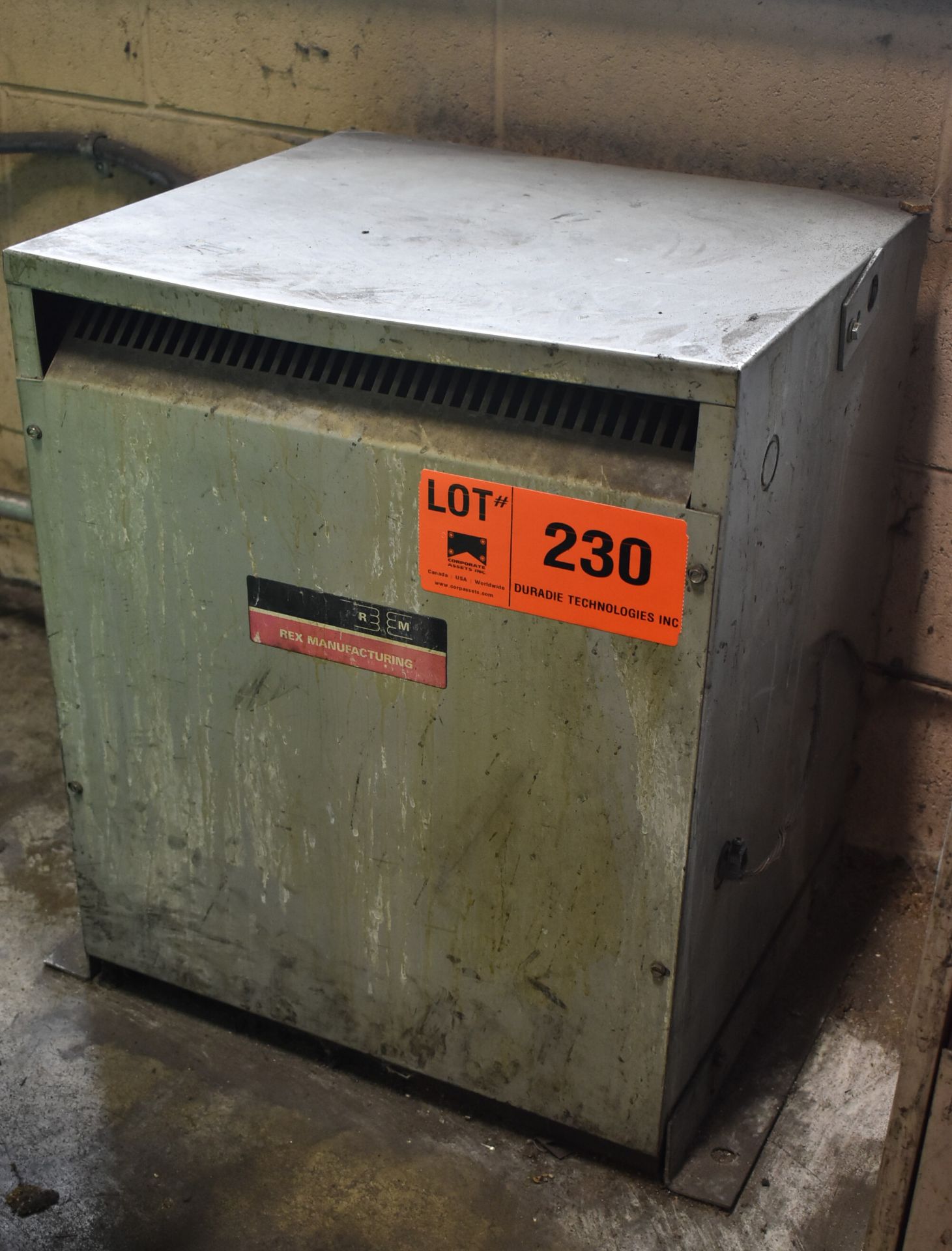 REX 30 KVA TRANSFORMER WITH 600HV/120LV/3PH/60HZ (CI) [RIGGING FEE FOR LOT #230 - $50 CAD PLUS