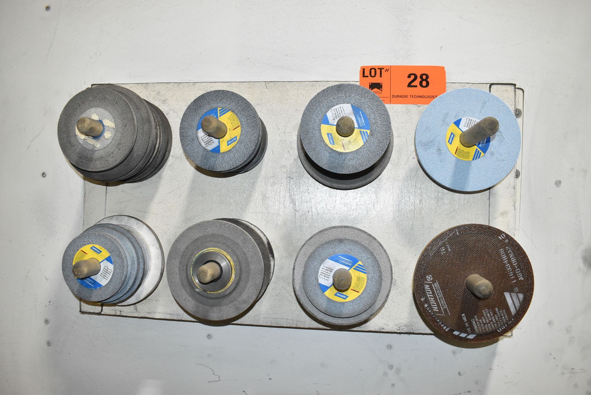 LOT/ GRINDING WHEELS