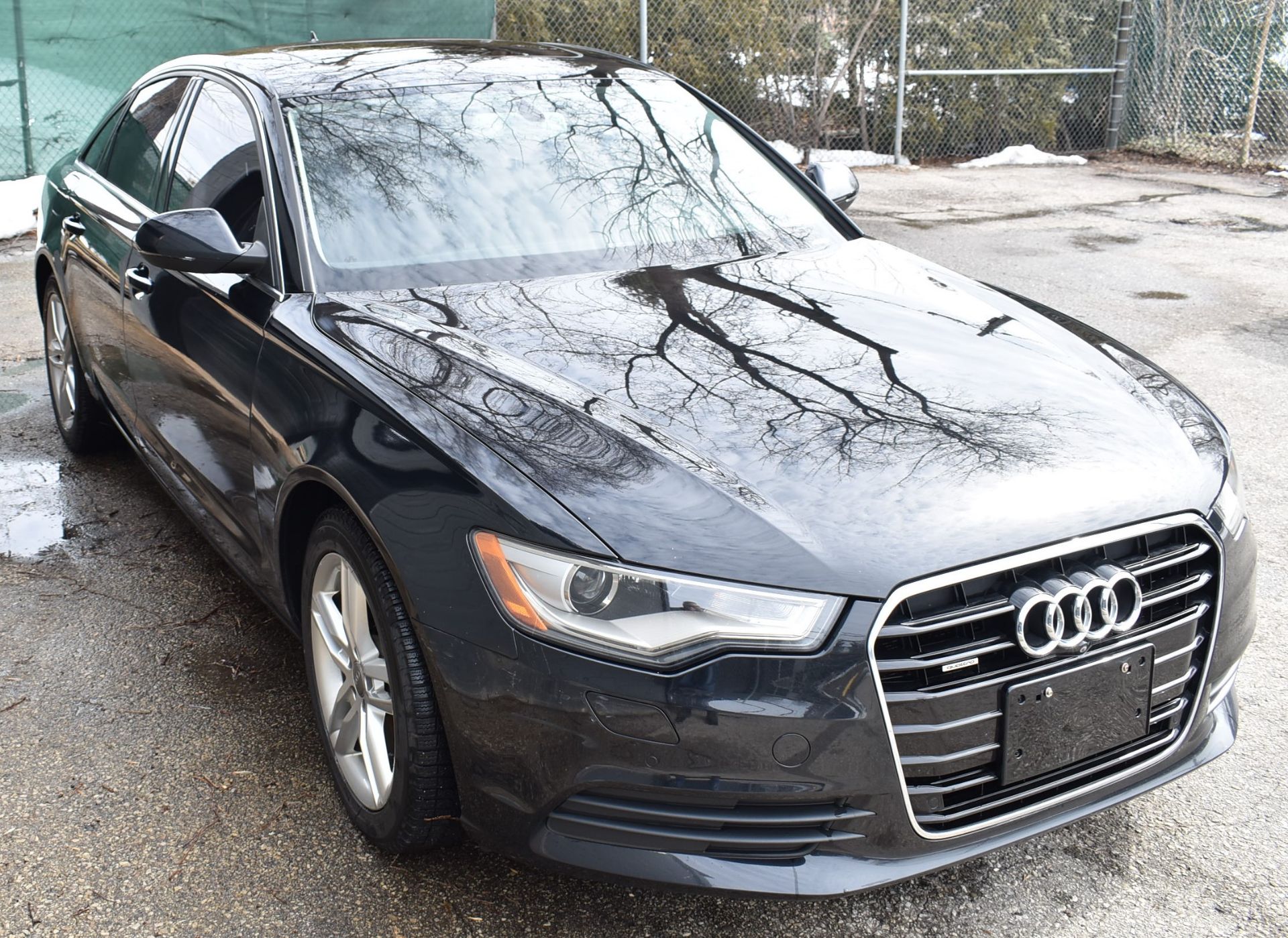 AUDI (2013) A6 2.0T QUATTRO 4-DOOR SEDAN WITH TFSI 2.0L IN-LINE 4 CYL. GAS ENGINE, 8-SPEED AUTOMATIC - Image 5 of 26