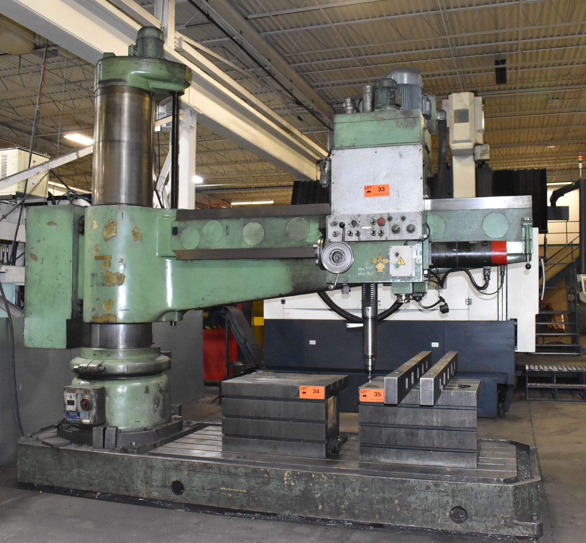 STANKO 2A576 9' RADIAL ARM DRILL WITH 21" COLUMN, SPEEDS TO 1800 RPM, 220V/3PH/60HZ, S/N 267 (CI) [