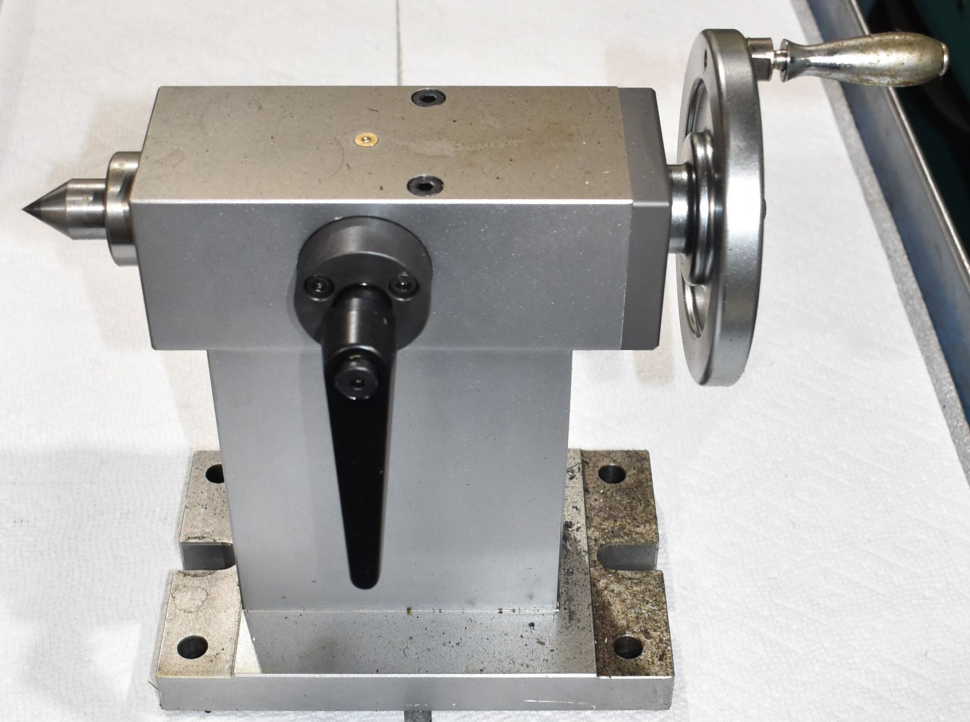 SAMCHULLY TR-250FF 4TH AND 5TH AXIS WITH TRAVELS: A-180 DEG IN 0.01 DEG INCREMENTS, B-90 DEG IN 0.01 - Image 4 of 6