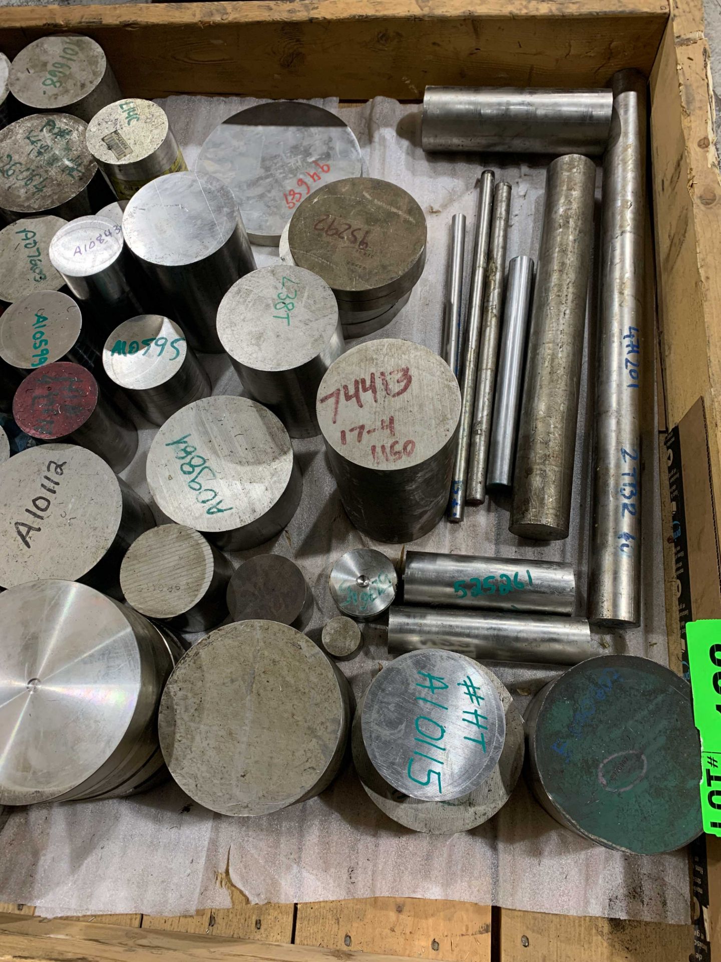 LOT/ CONTENTS OF CRATE CONSISTING OF STAINLESS STEEL BAR STOCK [RIGGING FEE FOR LOT #103 - $TBD - Image 3 of 4