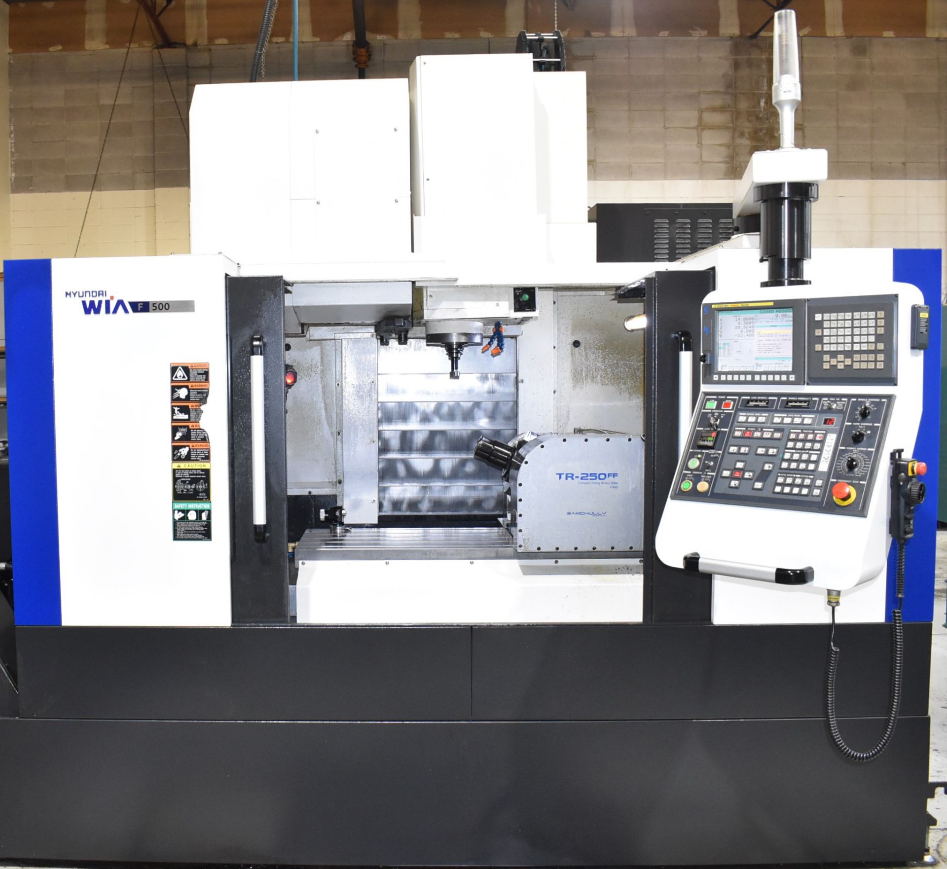 HYUNDAI WIA (2014, commissioned in 2015) F500 5-AXIS VERTICAL MACHINING CENTER WITH FANUC I SERIES