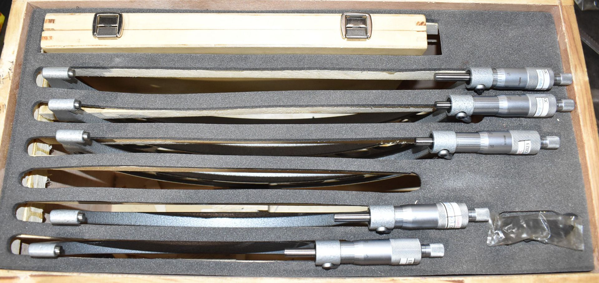 OUTSIDE MICROMETER SET, S/N N/A [RIGGING FEE FOR LOT #81 - $10 CAD PLUS APPLICABLE TAXES] - Image 2 of 4