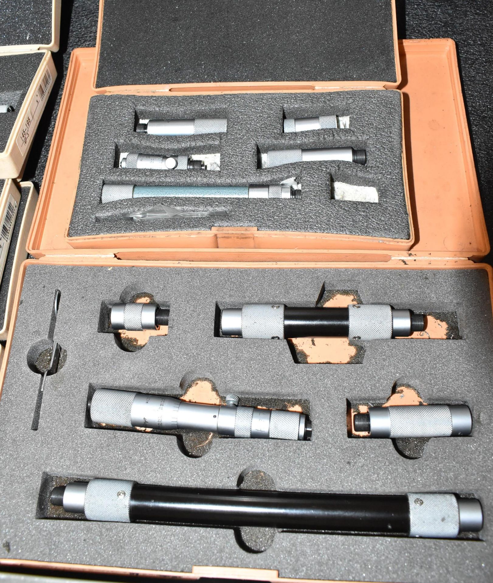 LOT/ CONTENTS OF DRAWER CONSISTING OF MITUTOYO DIGITAL AND CONVENTIONAL OUTSIDE MICROMETERS [RIGGING - Image 3 of 3