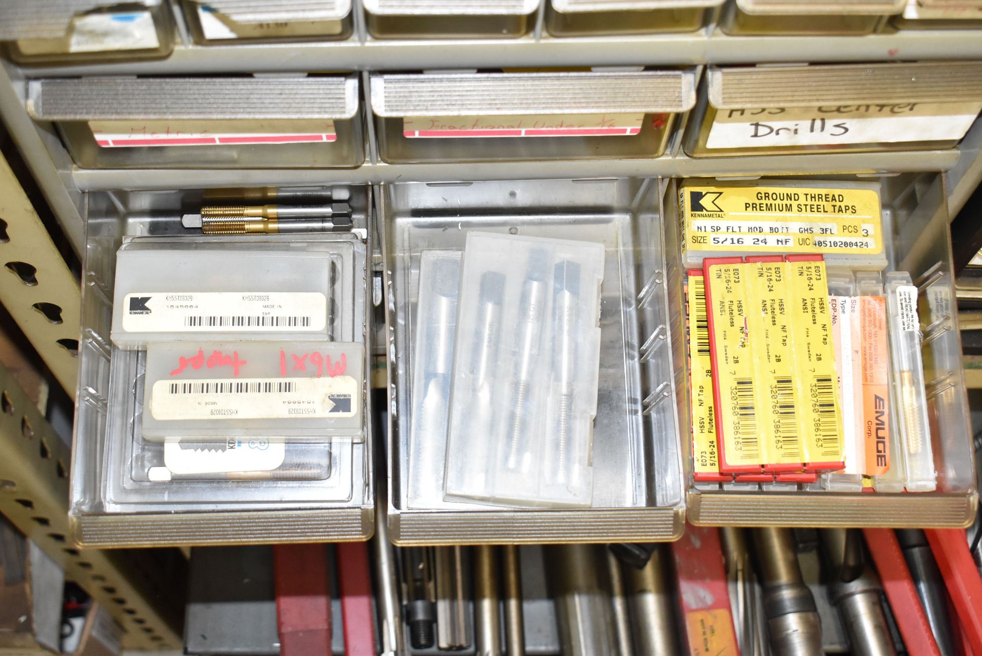 LOT/ (1) SHELVING SECTION WITH CONTENTS CONSISTING OF DRILLS, REAMERS, CUTTING TOOLS, PARTS AND - Image 7 of 13