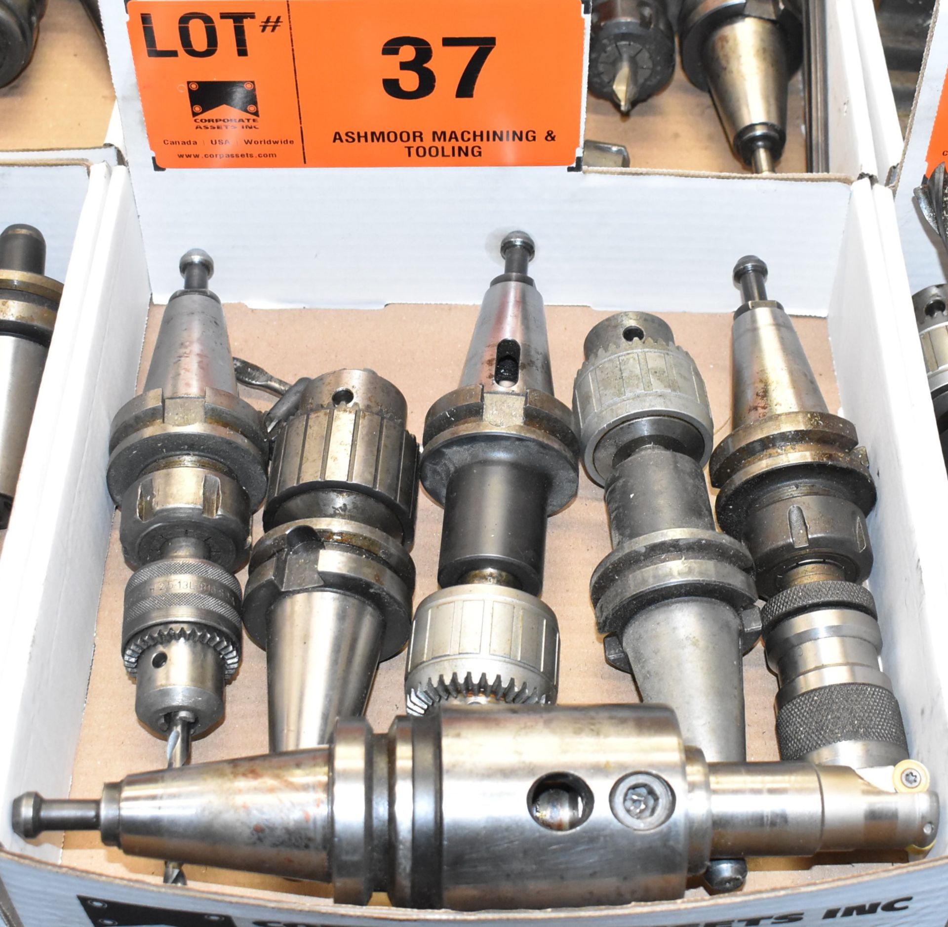 LOT/ (6) BT40 TOOL HOLDERS