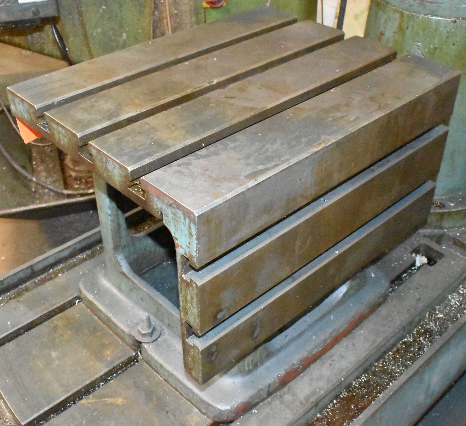 20" X 15" X 16"H T-SLOT BOX TABLE (CI) [RIGGING FEE FOR LOT #15 - $35 CAD PLUS APPLICABLE TAXES] - Image 2 of 2