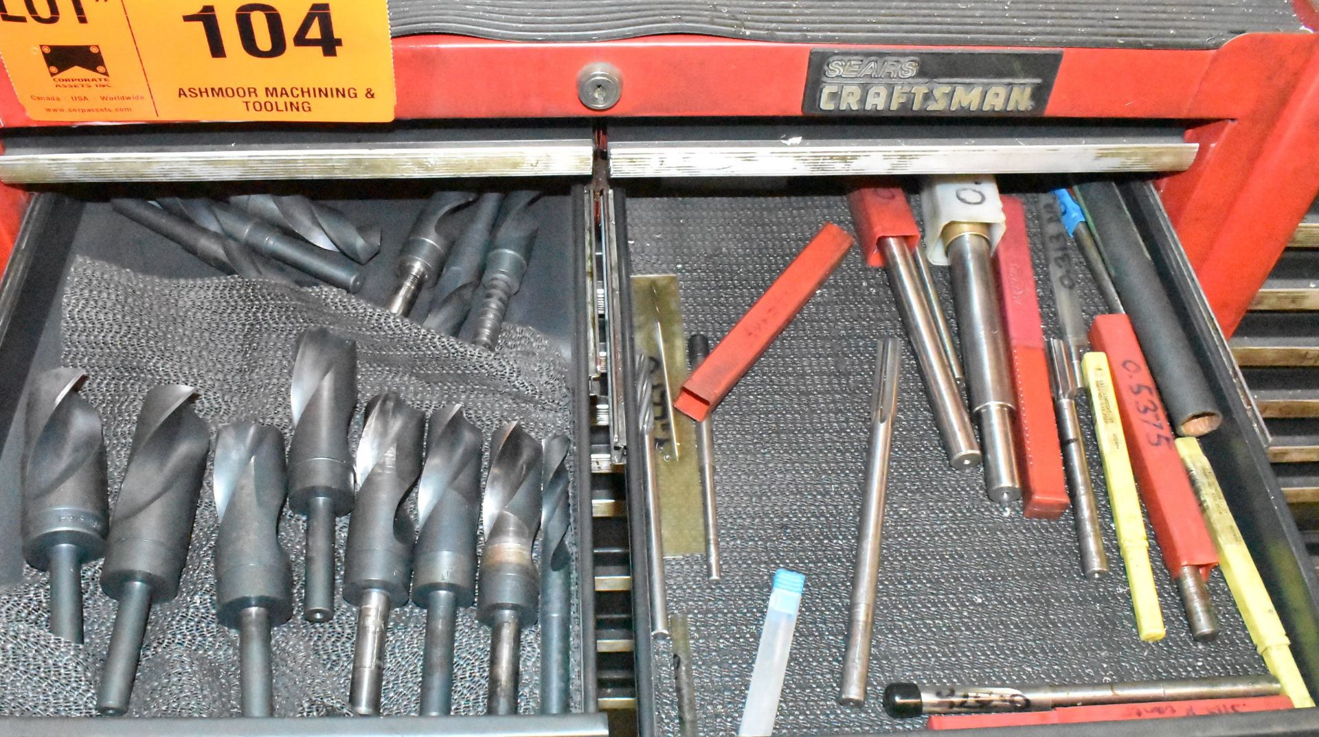 LOT/ ROLLING TOOL BOX WITH CONTENTS - INCLUDING BROACHES & GUIDES, SPRING COLLETS, DRILLS, - Image 3 of 19