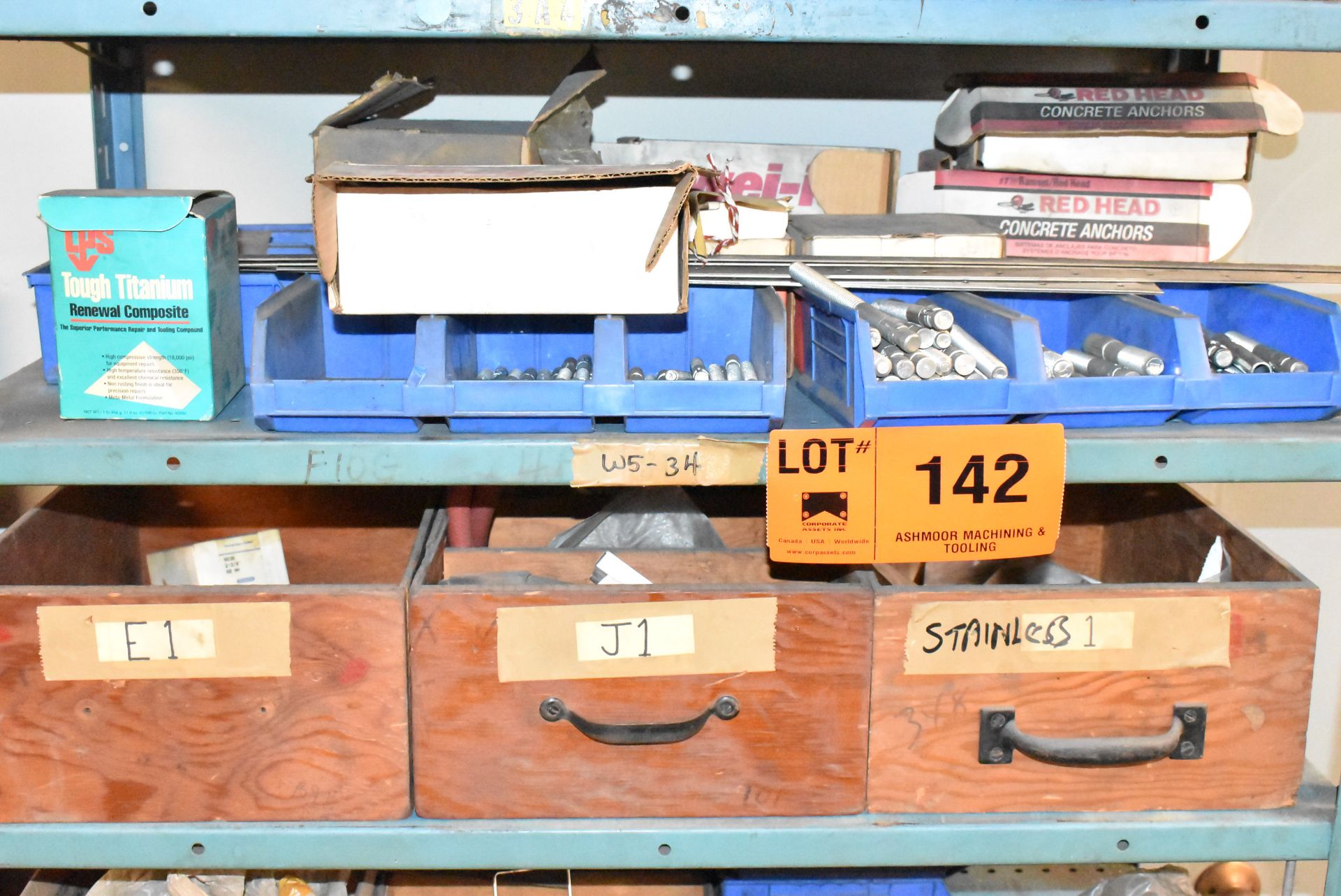 LOT/ STEEL SHELF WITH CONTENTS - INCLUDING TOOLS, SHOP SUPPLIES & HARDWARE - Image 3 of 6