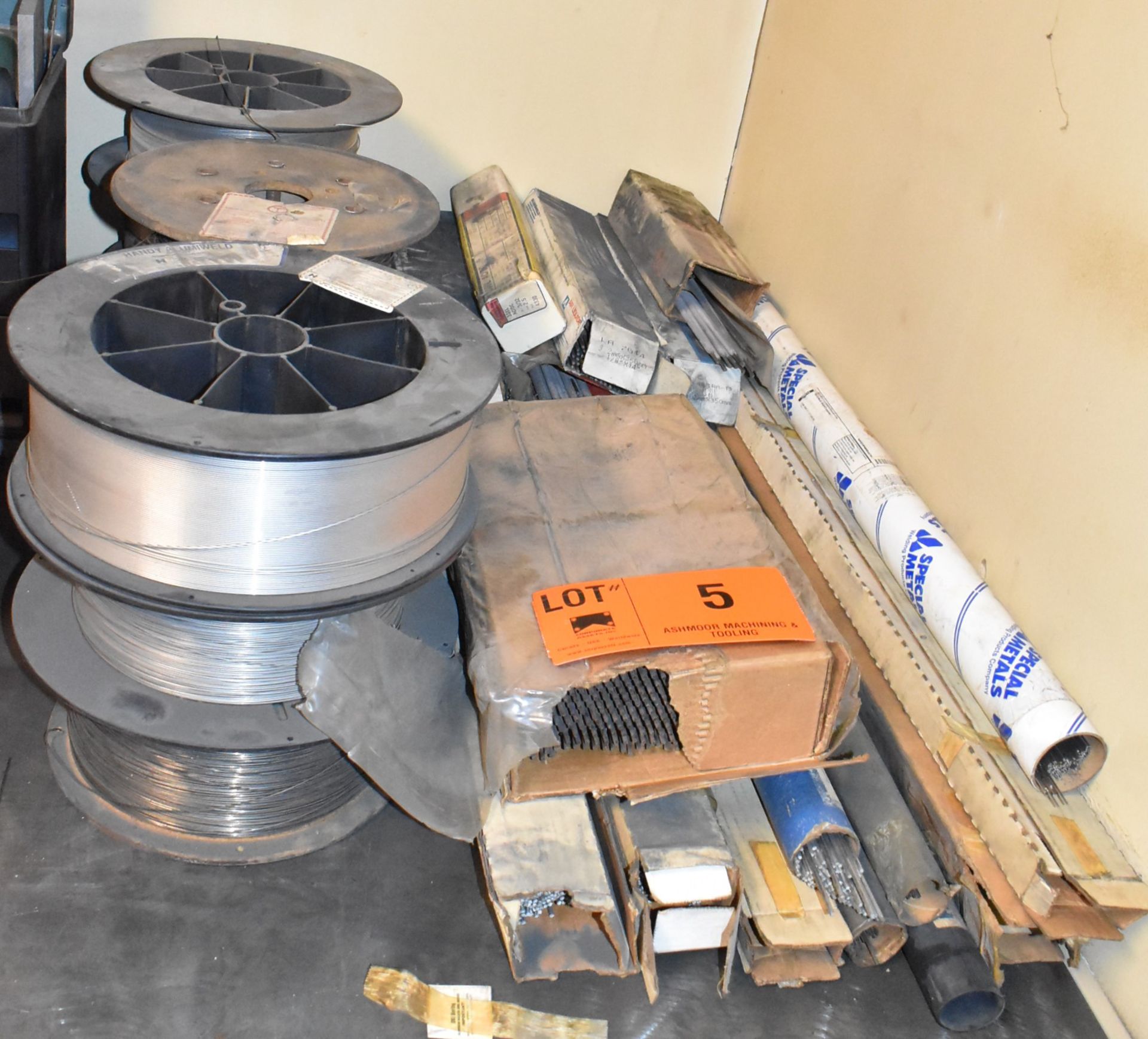 LOT/ WELDING WIRE & ELECTRODES