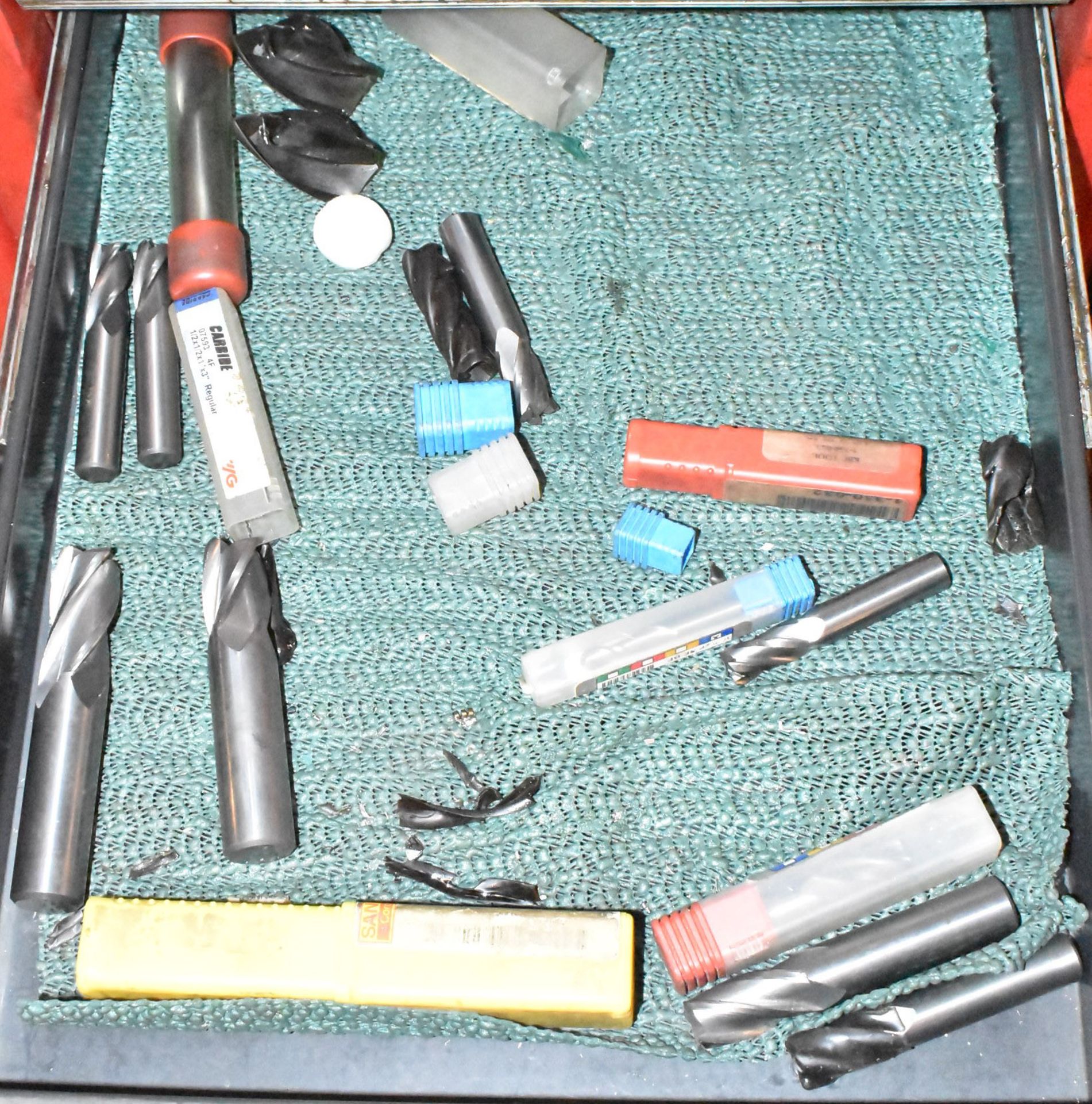 LOT/ ROLLING TOOL BOX WITH CONTENTS - INCLUDING BROACHES & GUIDES, SPRING COLLETS, DRILLS, - Image 13 of 19