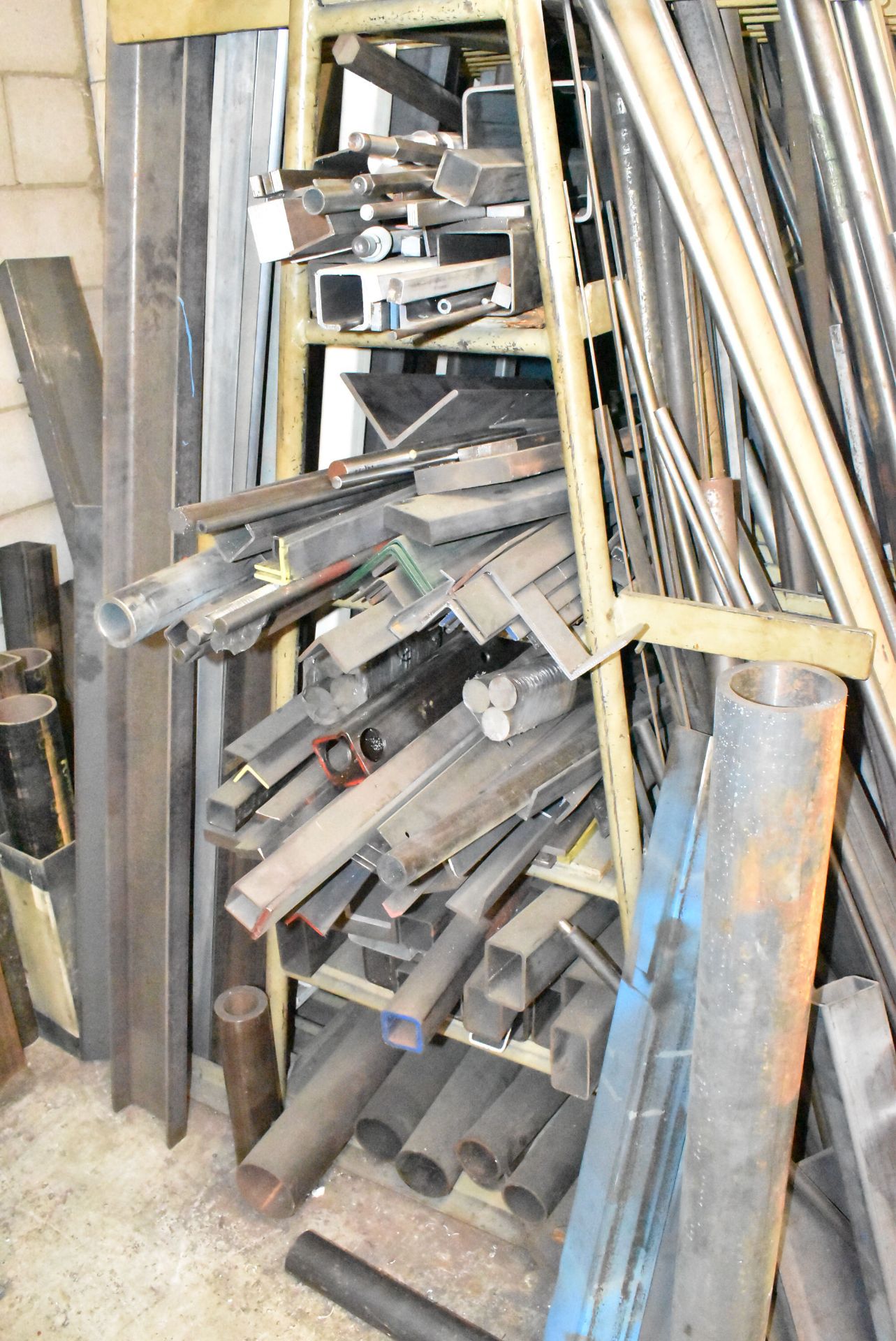 LOT/ FERROUS & NON-FERROUS SURPLUS MATERIAL AND CUT OFFS WITH A-FRAME MATERIAL RACK - Image 2 of 7