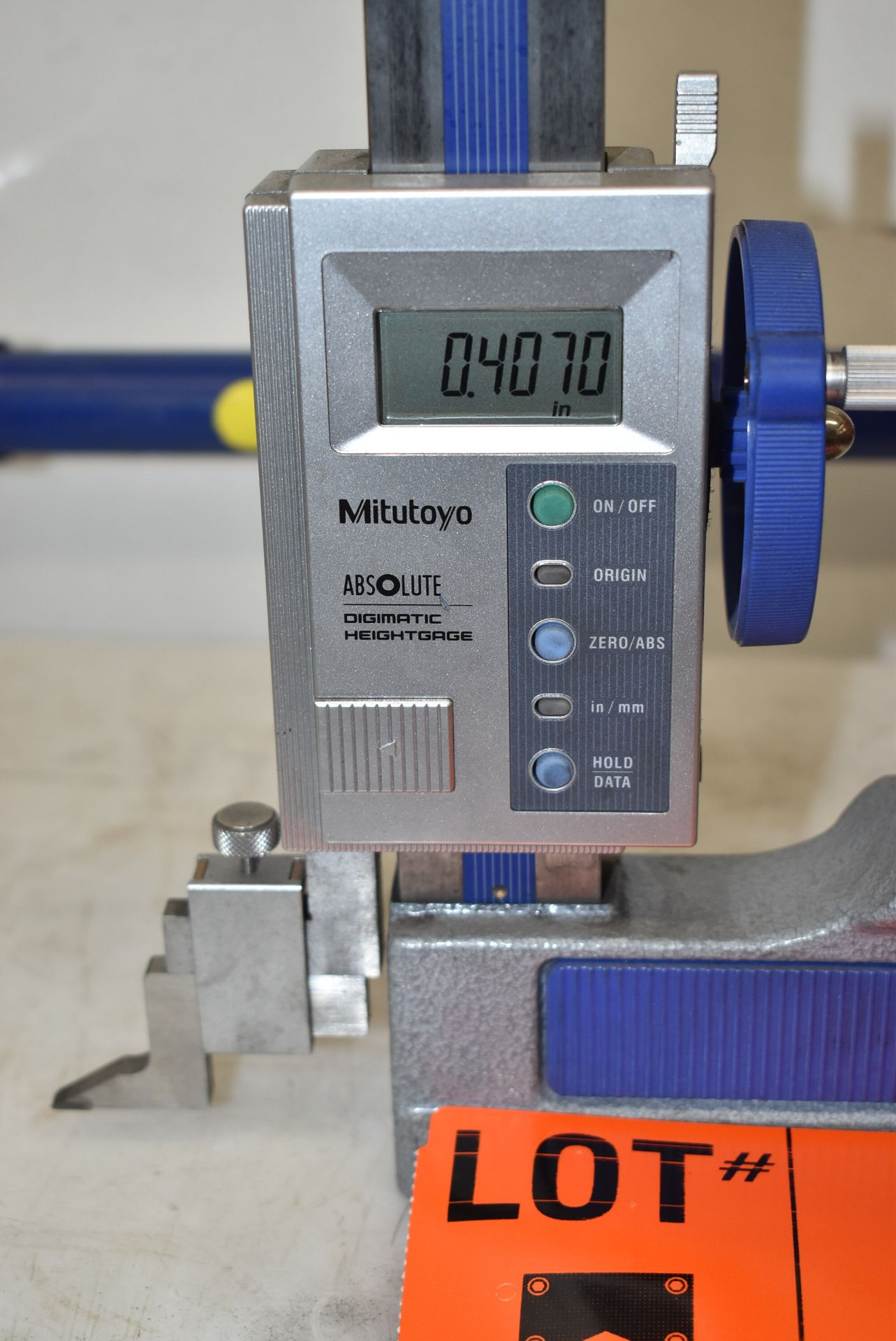 MITUTOYO 24" DIGITAL HEIGHT GAUGE - Image 2 of 2