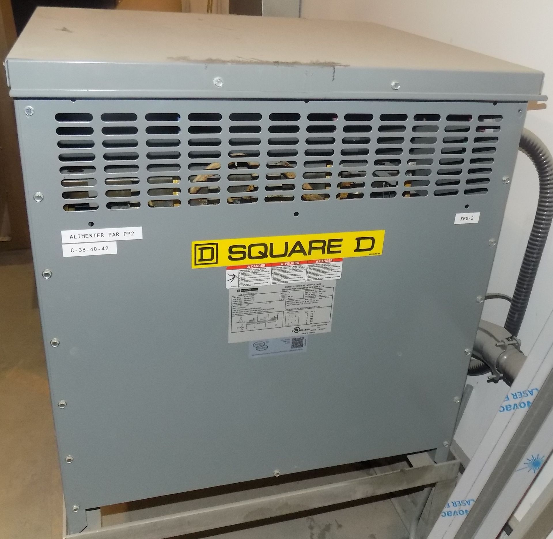 SQUARE-D 75 KVA TRANSFORMER WITH 600HV, 208Y/120LV, 3PH, 60HZ, S/N: 2072319111A (CI) (LOCATED AT