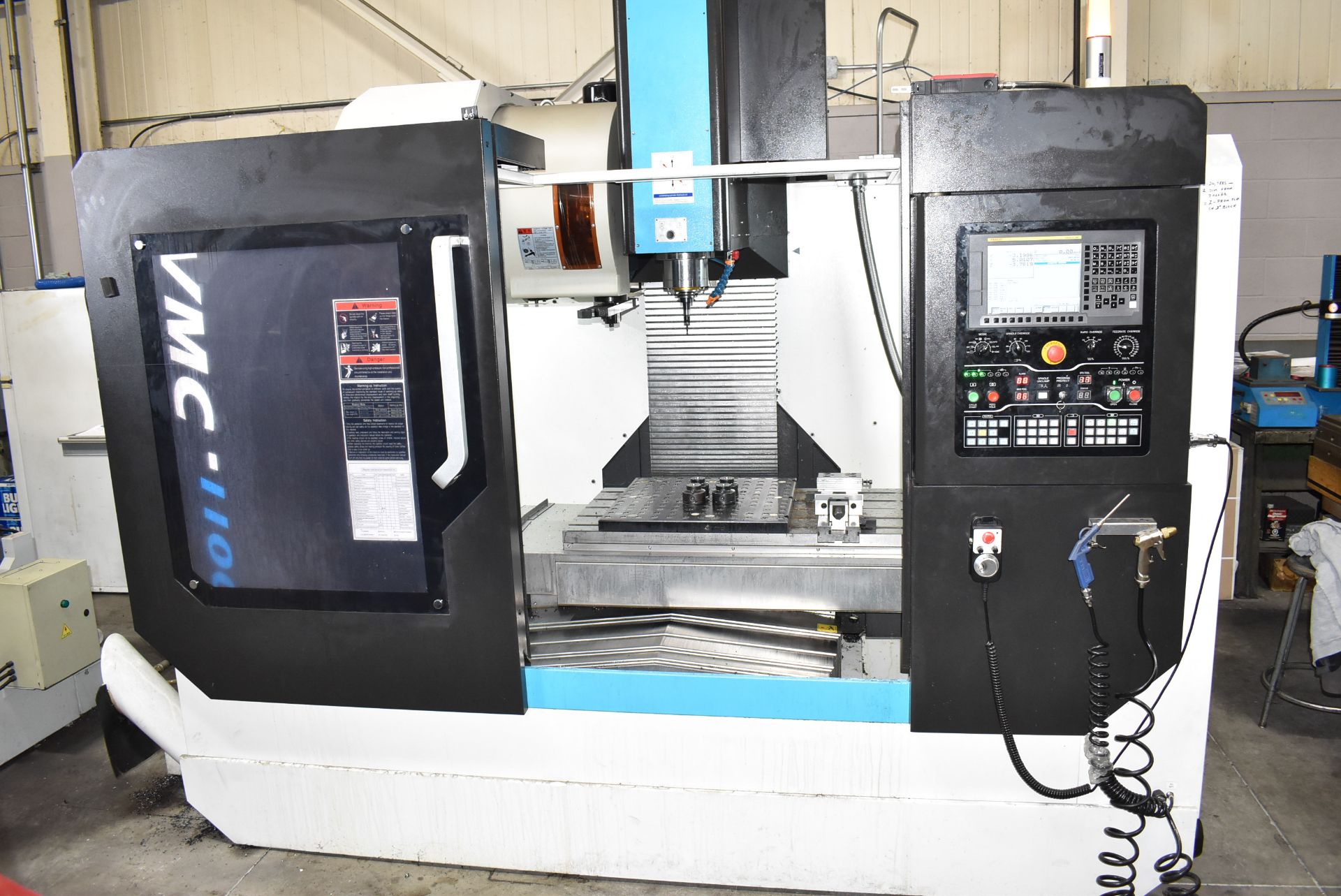 LMT (2019) VMC1100 CNC VERTICAL MACHINING CENTER WITH FANUC SERIES OI-MF CNC CONTROL, 43.31" X 23. - Image 5 of 22