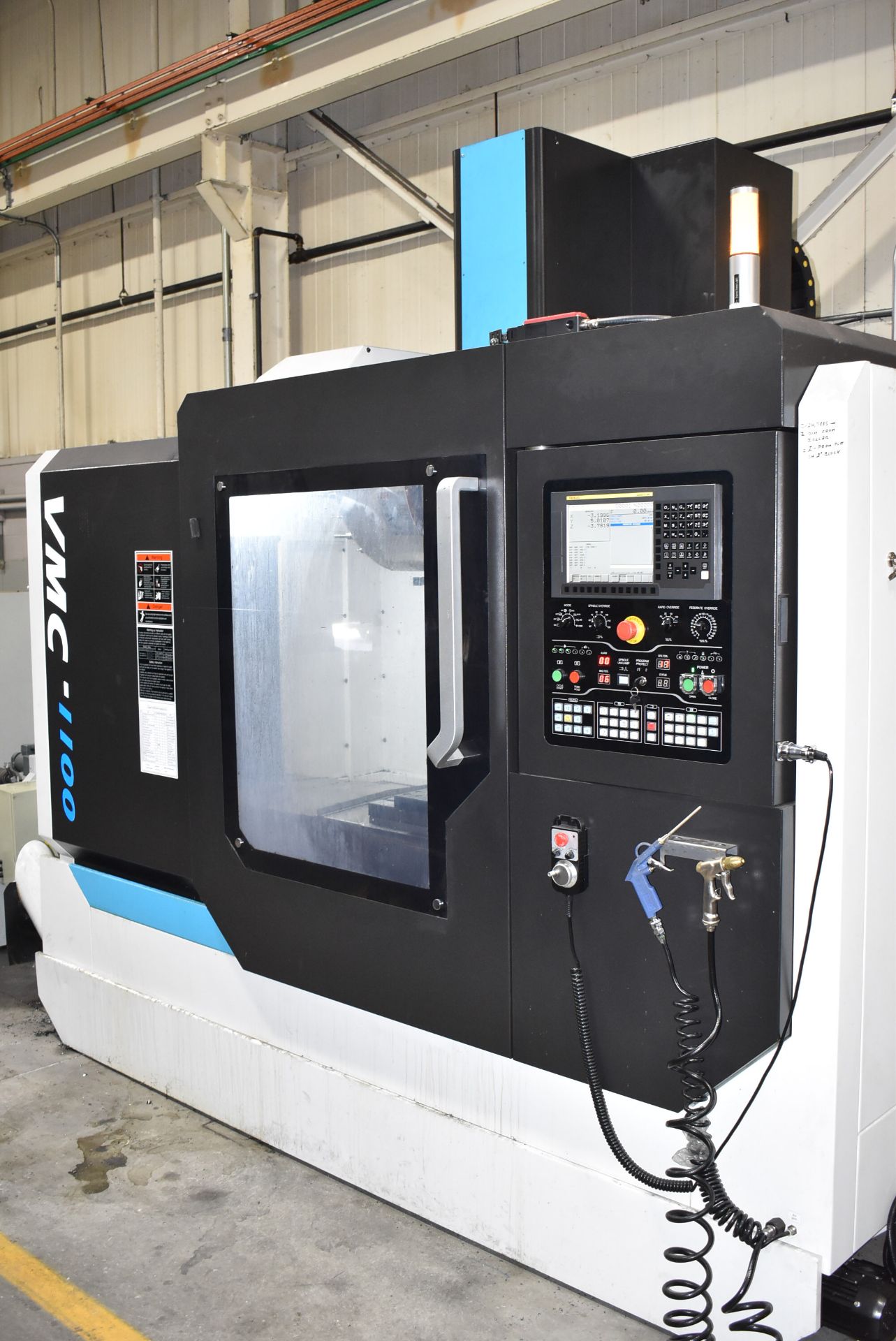 LMT (2019) VMC1100 CNC VERTICAL MACHINING CENTER WITH FANUC SERIES OI-MF CNC CONTROL, 43.31" X 23. - Image 3 of 22