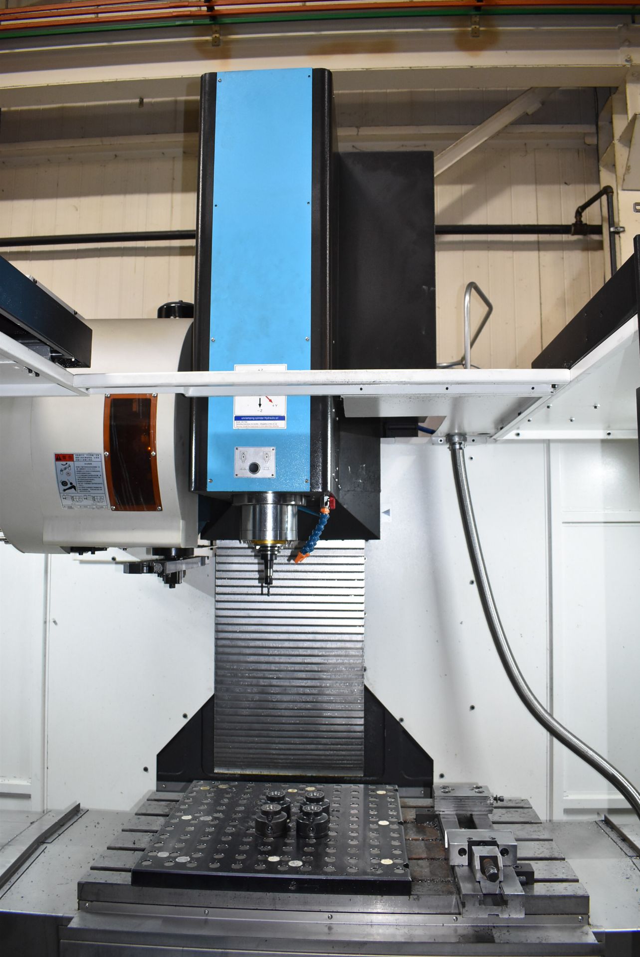 LMT (2019) VMC1100 CNC VERTICAL MACHINING CENTER WITH FANUC SERIES OI-MF CNC CONTROL, 43.31" X 23. - Image 10 of 22