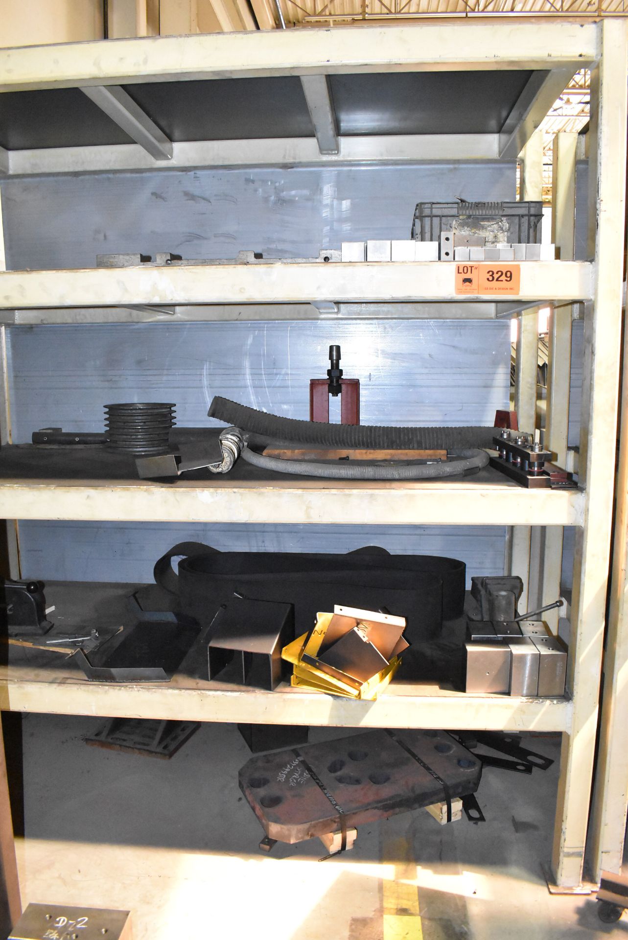 LOT/ RACK WITH BAR STOCK, BENCH VISE & SUPPLIES