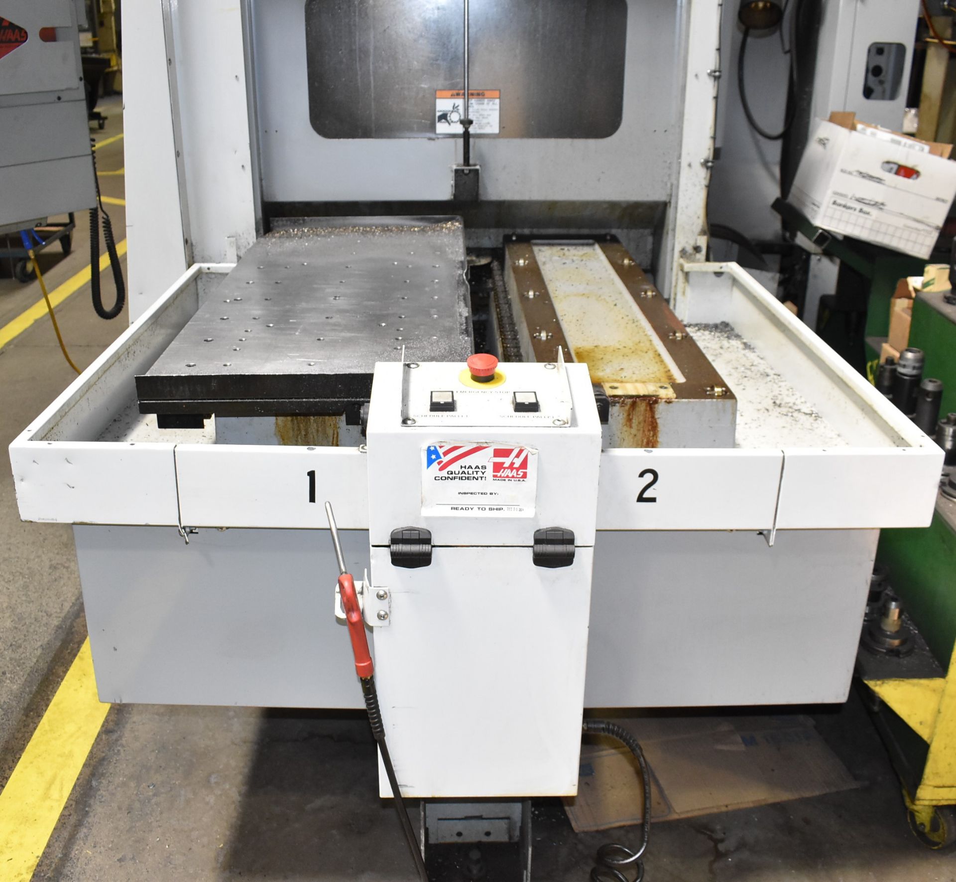 HAAS (2004) VF-3D APC HIGH-SPEED CNC TWIN PALLET VERTICAL MACHINING CENTER WITH HAAS CNC CONTROL, ( - Image 9 of 11