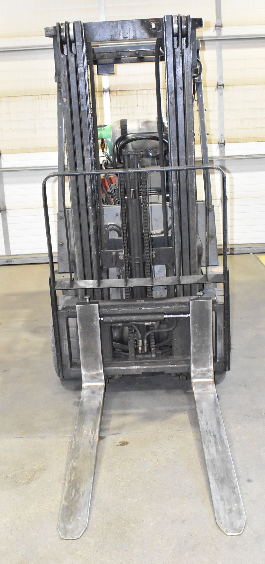 TOYOTA 42-6FGCU25 4,900 LB. CAPACITY LPG FORKLIFT WITH 189" MAX. LIFT HEIGHT, 3-STAGE MAST, SIDE - Image 17 of 17