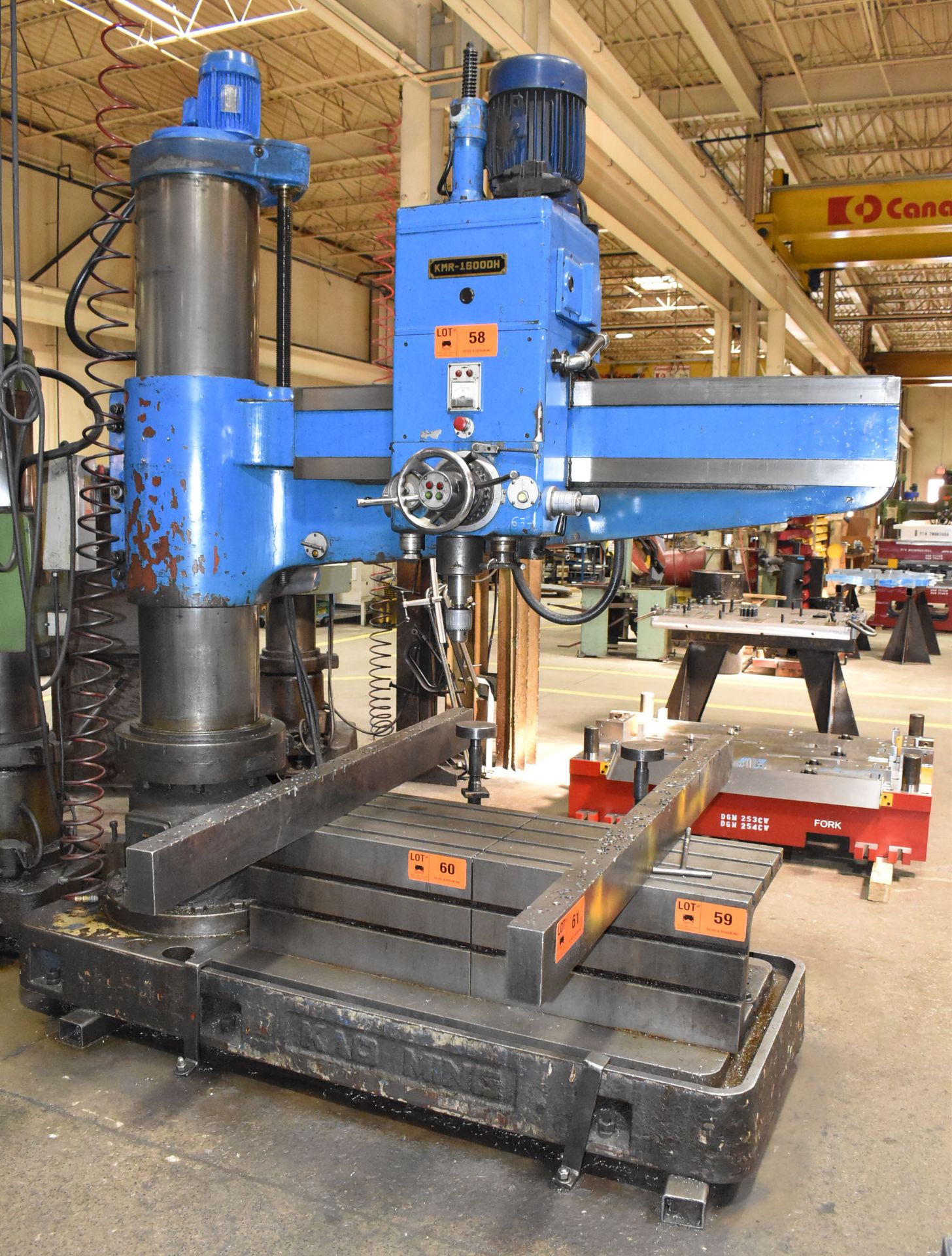 KAO MING KMR-1600DH 6' RADIAL ARM DRILLS WITH SPEEDS TO 1380 RPM, 66" COLUMN, 36" TRAVEL ON - Image 2 of 5