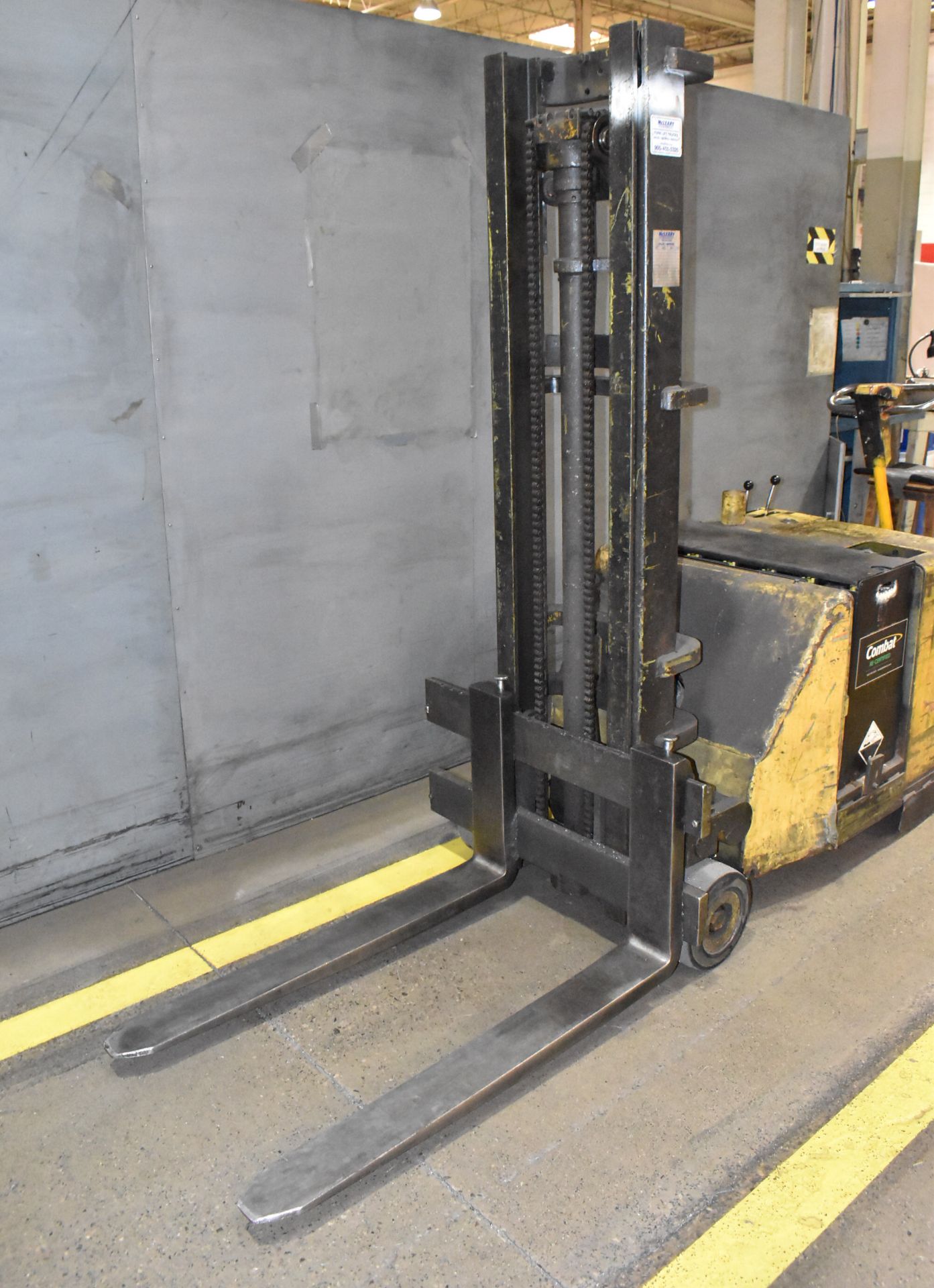 CLARK ST30B 3000 LB. CAPACITY 24V ELECTRIC WALK-BEHIND STACKER FORKLIFT WITH 130" MAX. LIFT - Image 6 of 6