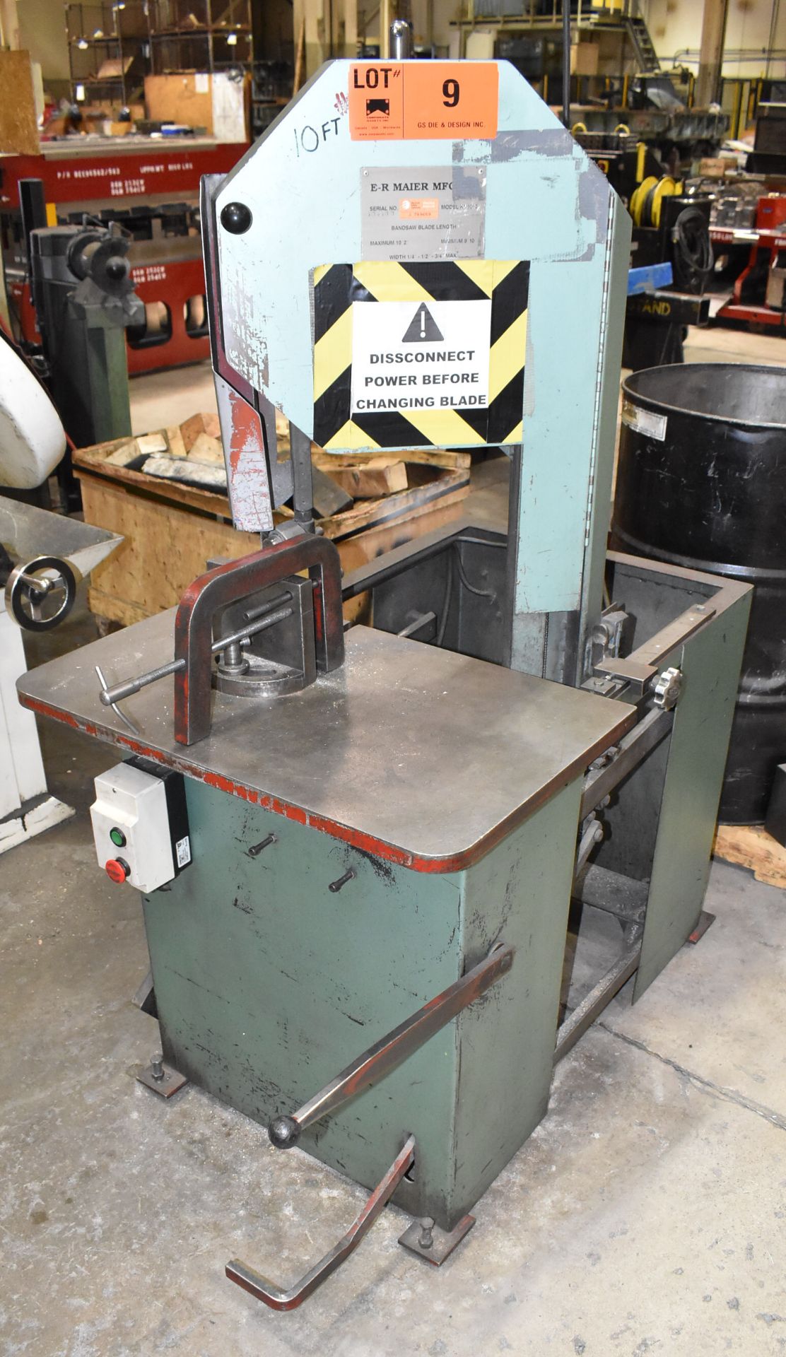 E-R MAIER KM1012 ROLL-IN VERTICAL BAND SAWS WITH 30"X18" TABLE, 13" THROAT, 10'2"X3/4" MAX. BLADE - Image 2 of 4