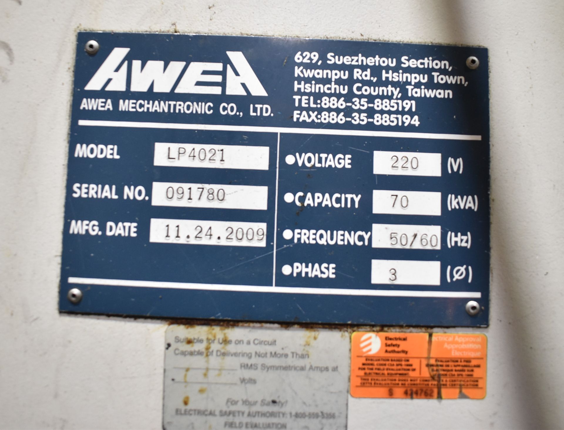 AWEA (2009) LP4021 CNC BRIDGE-TYPE VERTICAL MACHINING CENTER WITH FANUC SERIES 18I-MB CNC CONTROL, - Image 5 of 16