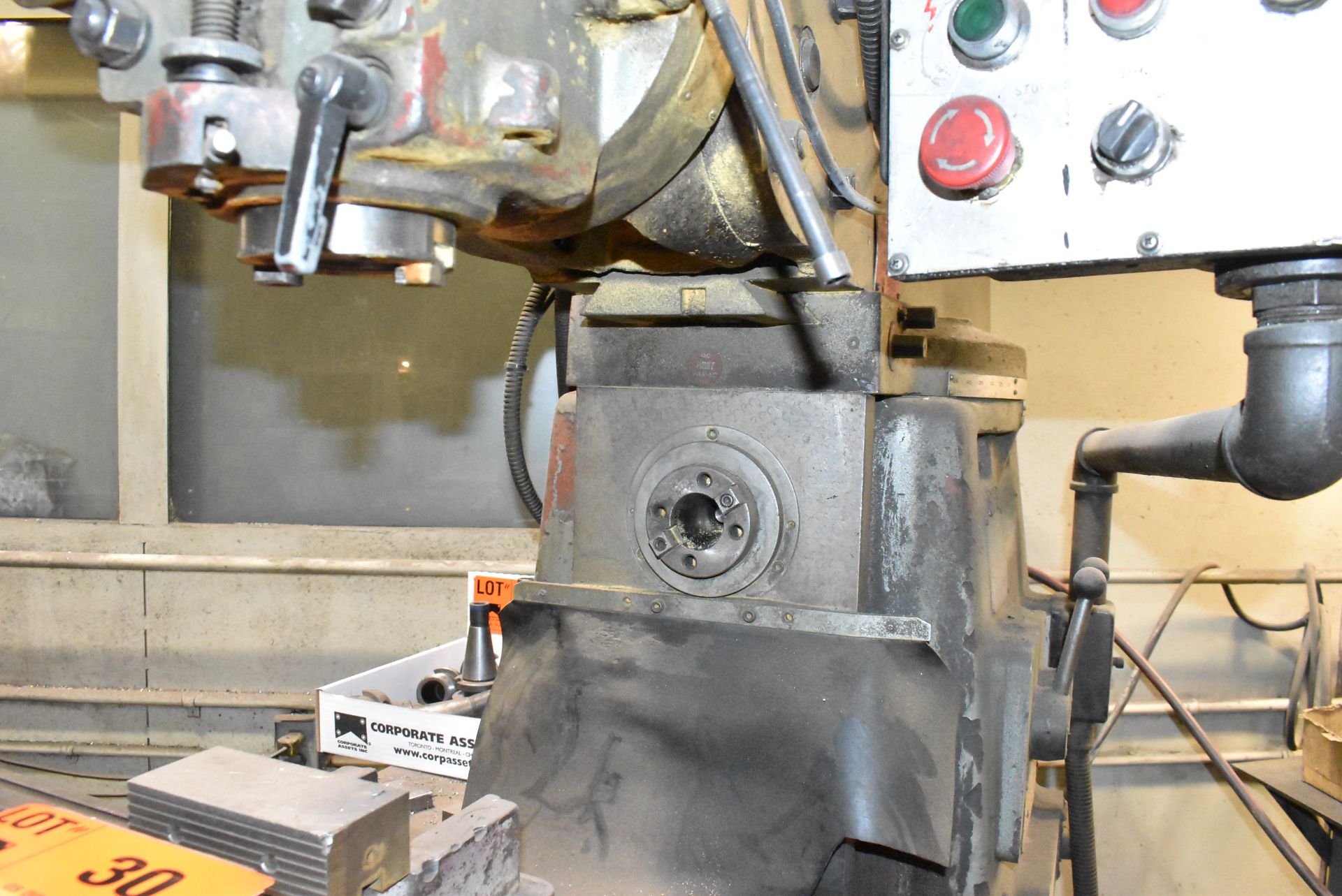 FIRST LC-20VHS UNIVERSAL MILLING MACHINE WITH 50"X10" TABLE, VERTICAL SPINDLE SPEEDS TO 4500 RPM, - Image 4 of 8