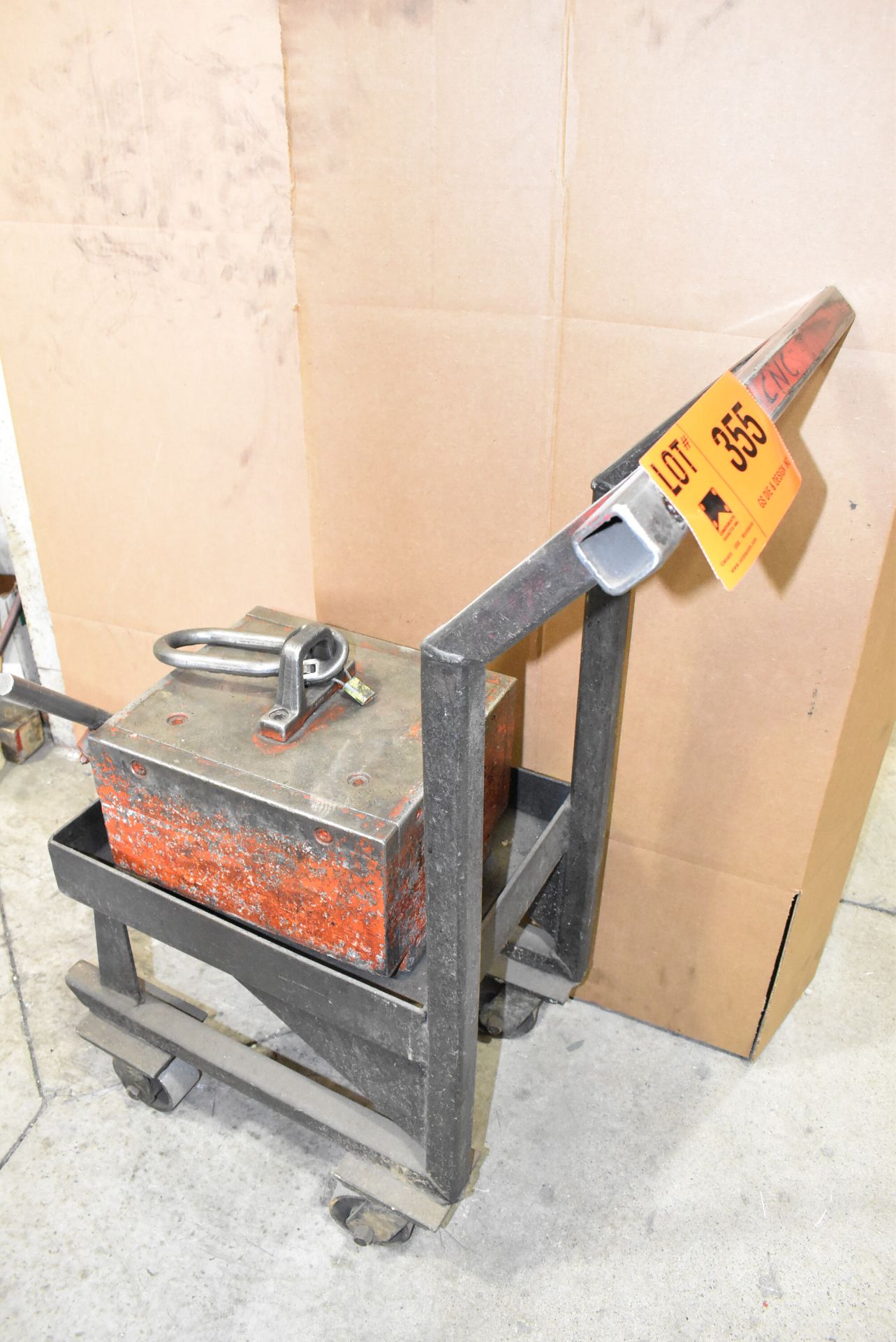 2,200 LB CAPACITY LIFTING MAGNET WITH ROLLING CART, S/N N/A
