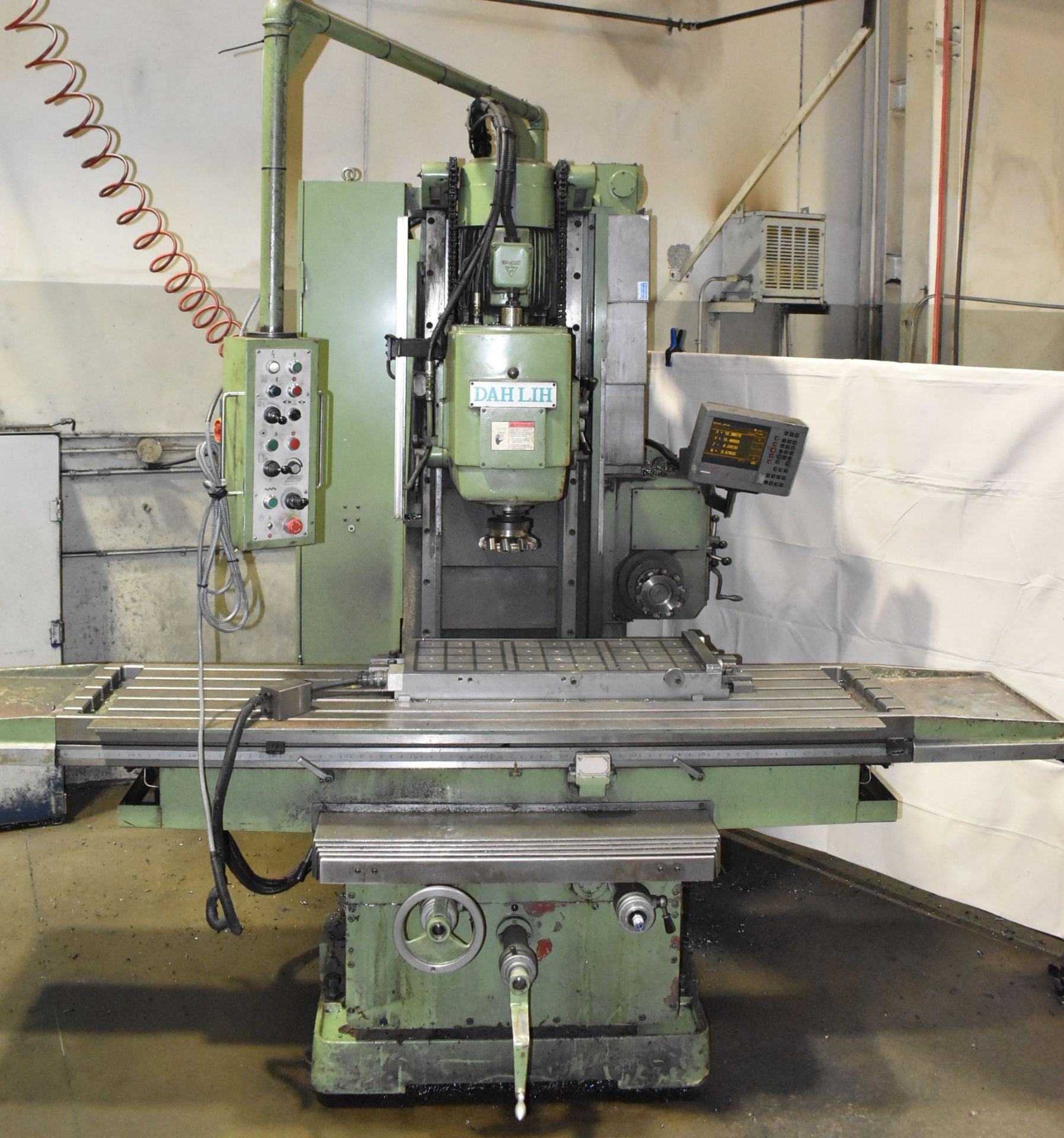 DAHLIH (2003) DL-V1600 BED-TYPE UNIVERSAL MILLING MACHINE WITH 82"X20" TABLE, TRAVELS: