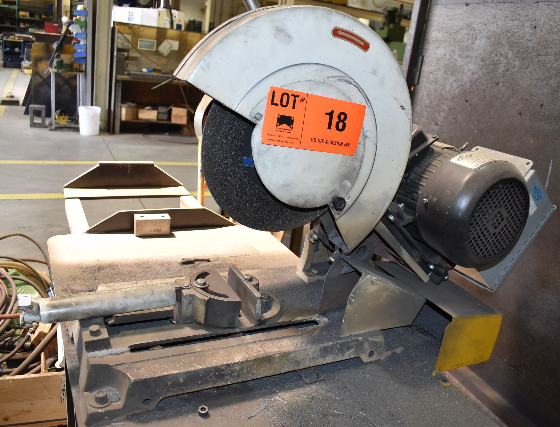 KBC 14" HEAVY DUTY ABRASIVE CUT OFF SAW WITH CART AND DUST COLLECT BOX UNIT, S/N: N/A - Image 4 of 9