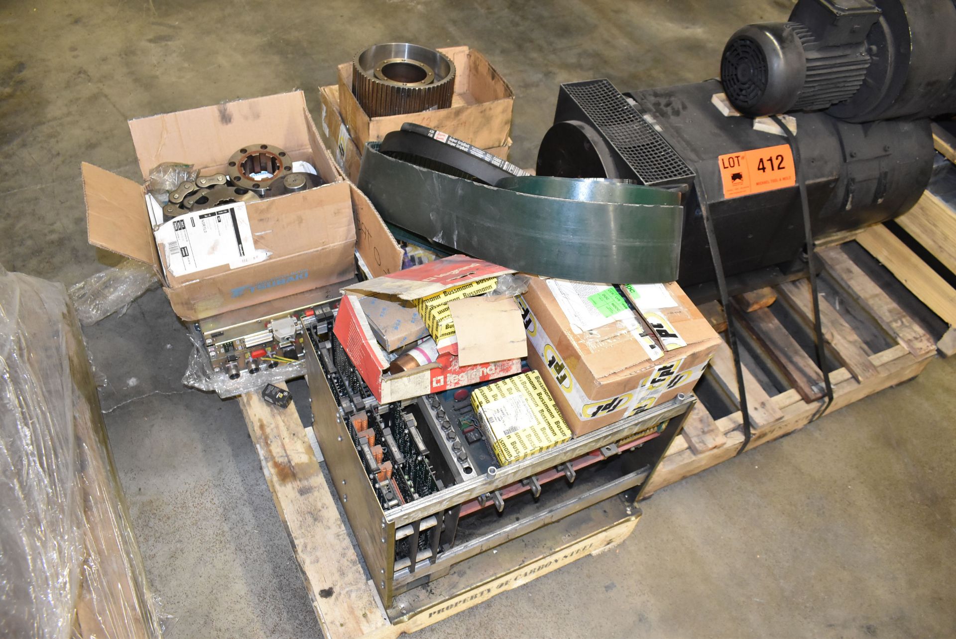 LOT/ FPT SPARE PARTS & CONTROLS - Image 7 of 12