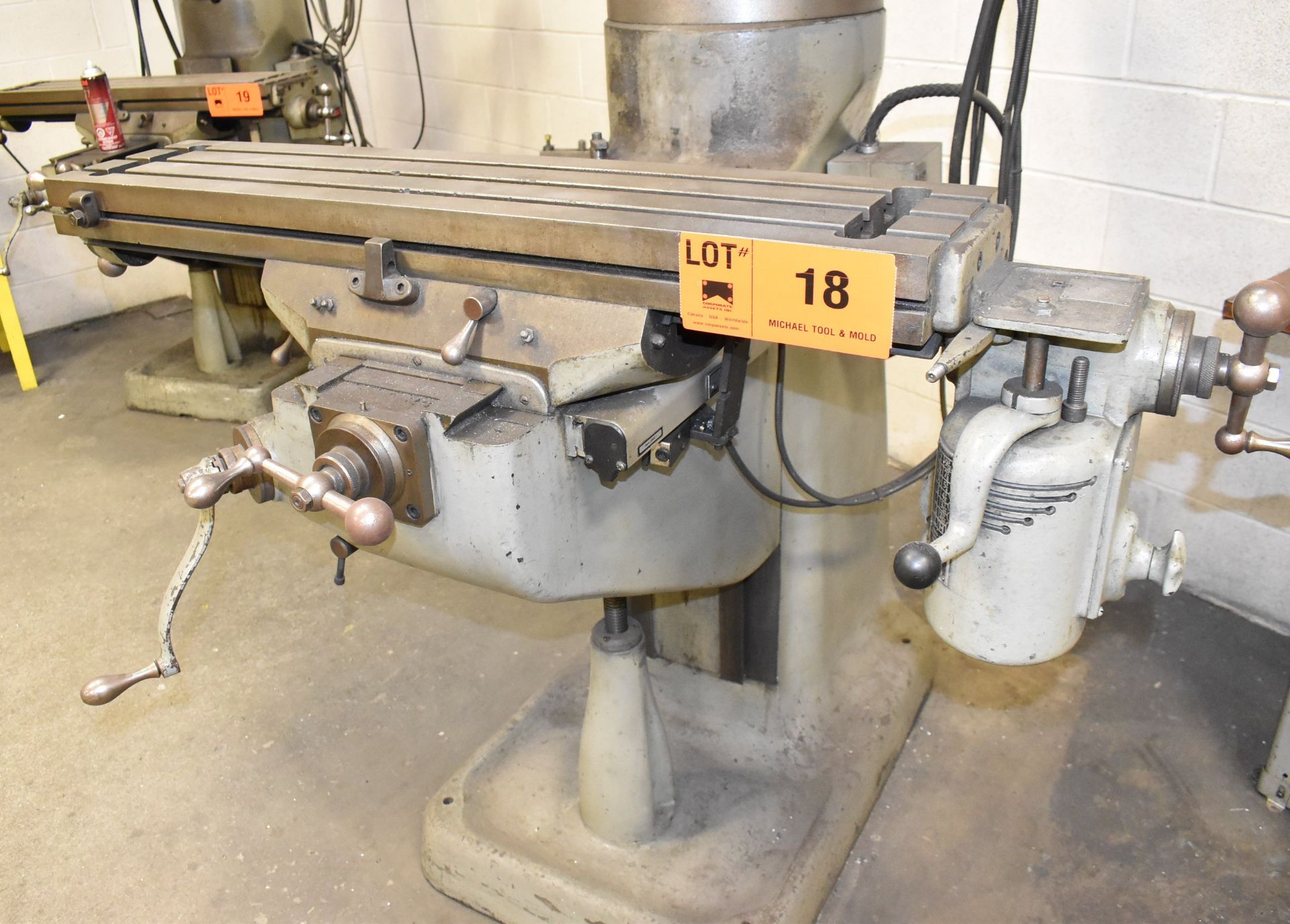 BRIDGEPORT VERTICAL MILLING MACHINE WITH 42" X 9" TABLE, SPEEDS TO 2,720 RPM, POWER TABLE FEED, - Image 2 of 6