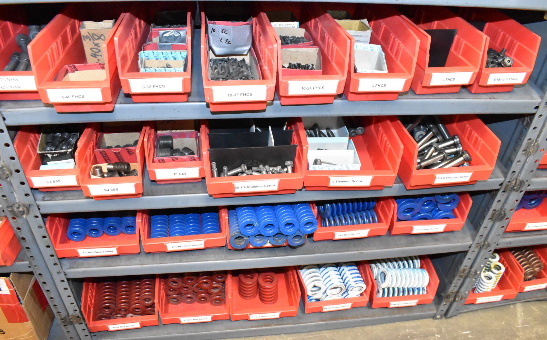 LOT/ CONTENTS OF SHELF CONSISTING OF HARDWARE - Image 5 of 5