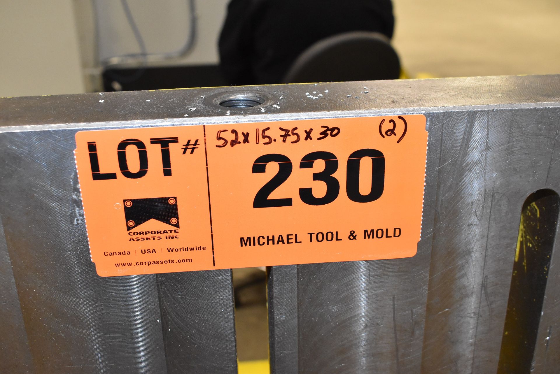 LOT/ (2) 52" X 15.75" X 30" ANGLE PLATES (CI)[RIGGING FEE FOR LOT #230 - $100 CAD PLUS APPLICABLE - Image 2 of 2