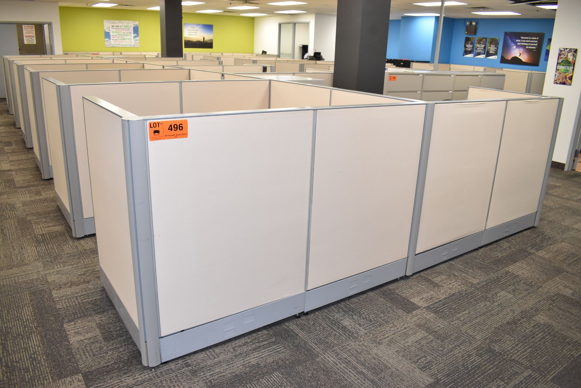 LOT/ (11) CUBICLE WORKSTATIONS WITH ASSOCIATED OFFICE CHAIRS & FILE CABINETS