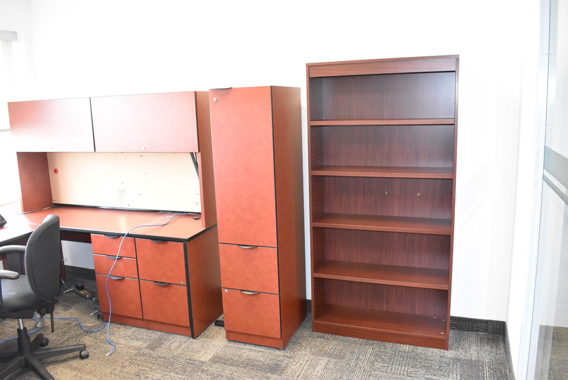 LOT/ CONTENTS OF OFFICE CONSISTING OF DESK WITH OFFICE CHAIR, OVERHEAD DESK HUTCH, STORAGE - Image 2 of 2