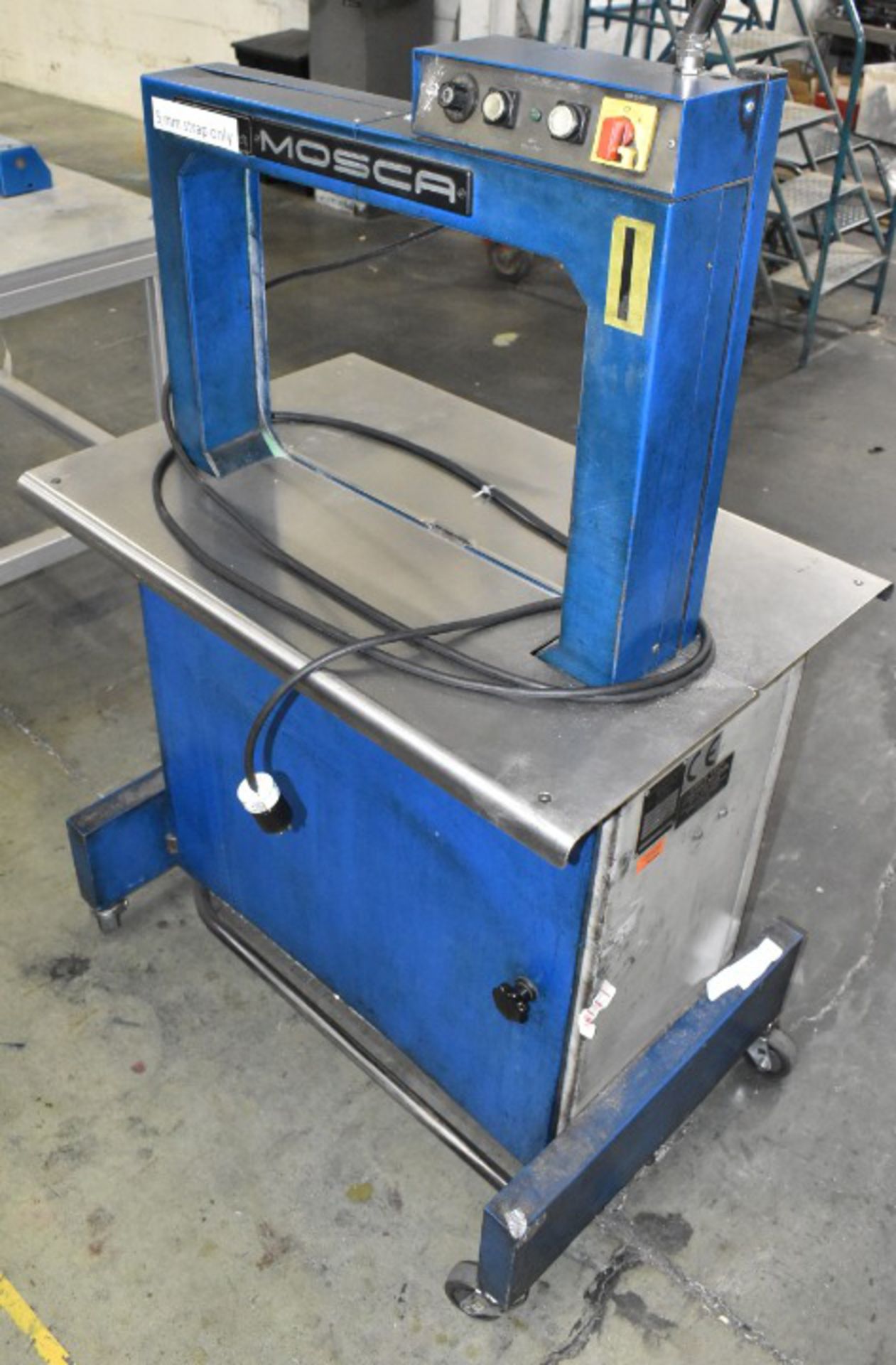 EAM MOSCA RO-M-P2 PORTABLE AUTOMATIC STRAPPING MACHINE, S/N: 49867 [RIGGING FEE FOR LOT #15A - $ - Image 2 of 5