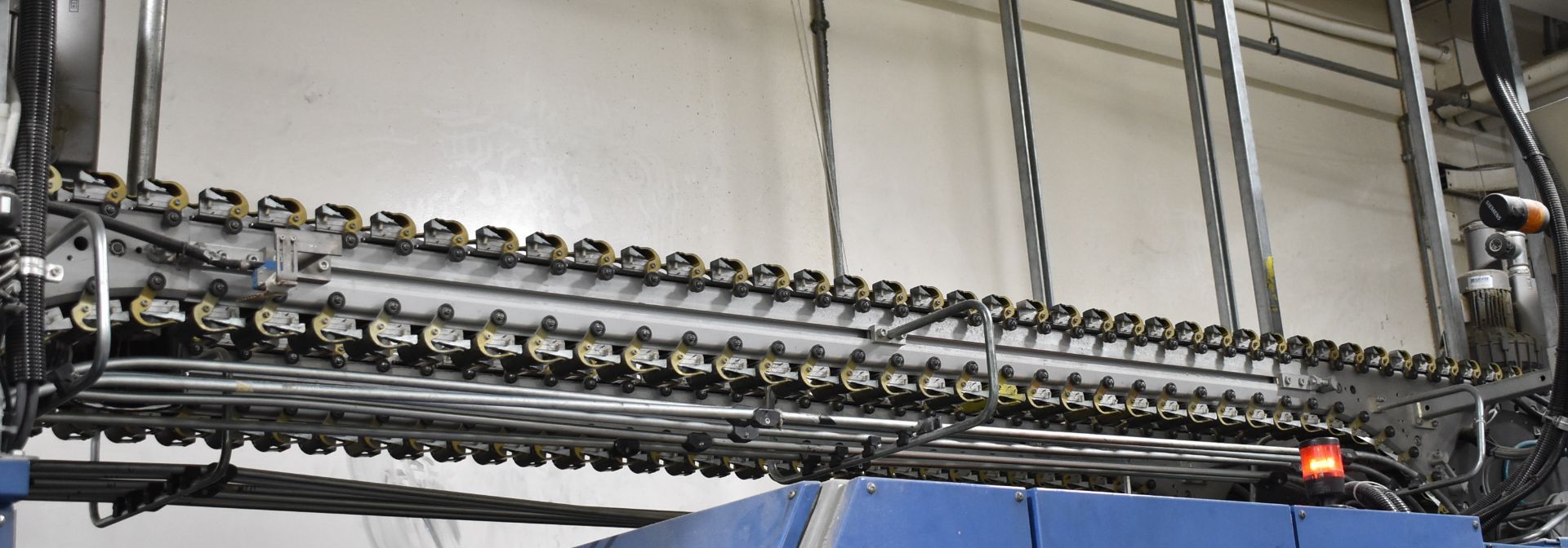 SCHUR APPROX. 150' OVERHEAD TRANSPORT CONVEYOR SYSTEM WITH (4) OVERHEAD DROP STATIONS, (2) CABINET- - Image 8 of 16
