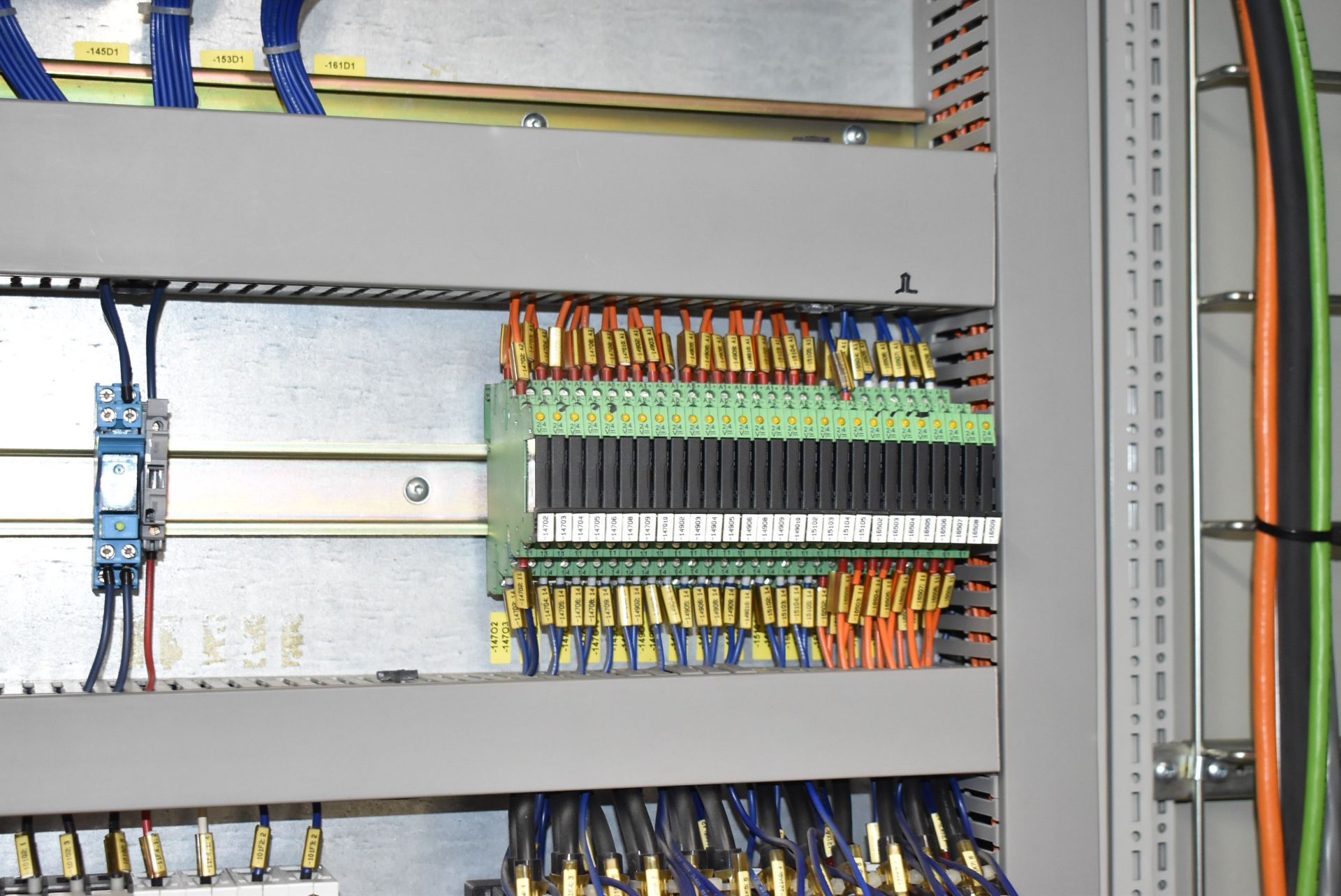 TRICON CONTROL CABINET WITH 3X480V+PE RATED VOLTAGE, 60HZ, 34A TOTAL FLA (CI) (DELAYED DELIVERY) [ - Image 20 of 41