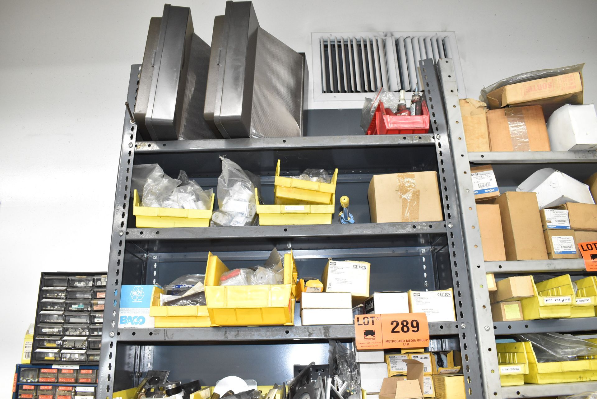 LOT/ STEEL SHELF WITH CONTENTS - INCLUDING ELECTRIC MOTOR, PLUGS, SIGNAL LIGHTS, RELAYS, - Image 2 of 6