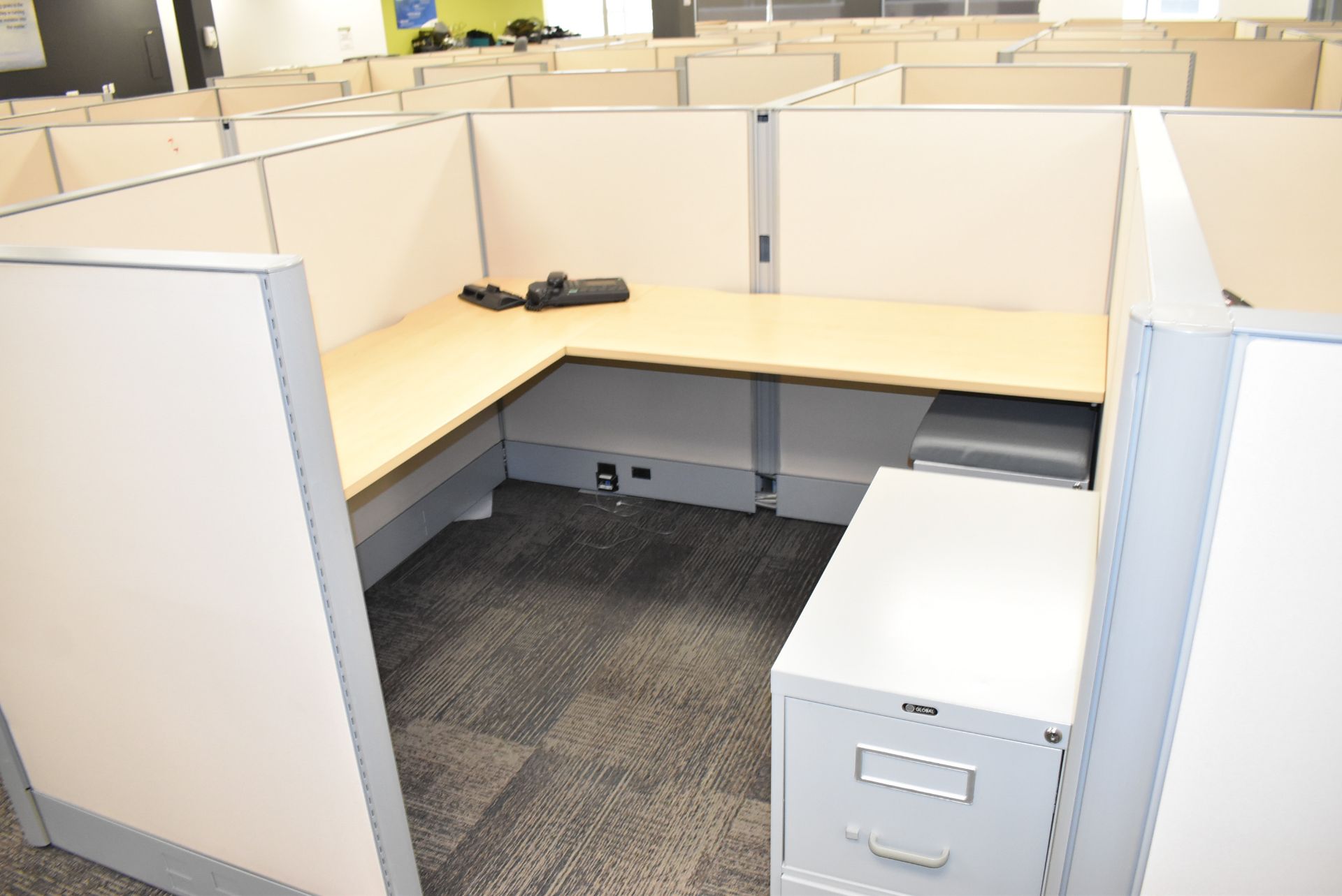 LOT/ (11) CUBICLE WORKSTATIONS WITH ASSOCIATED OFFICE CHAIRS & FILE CABINETS - Image 10 of 12