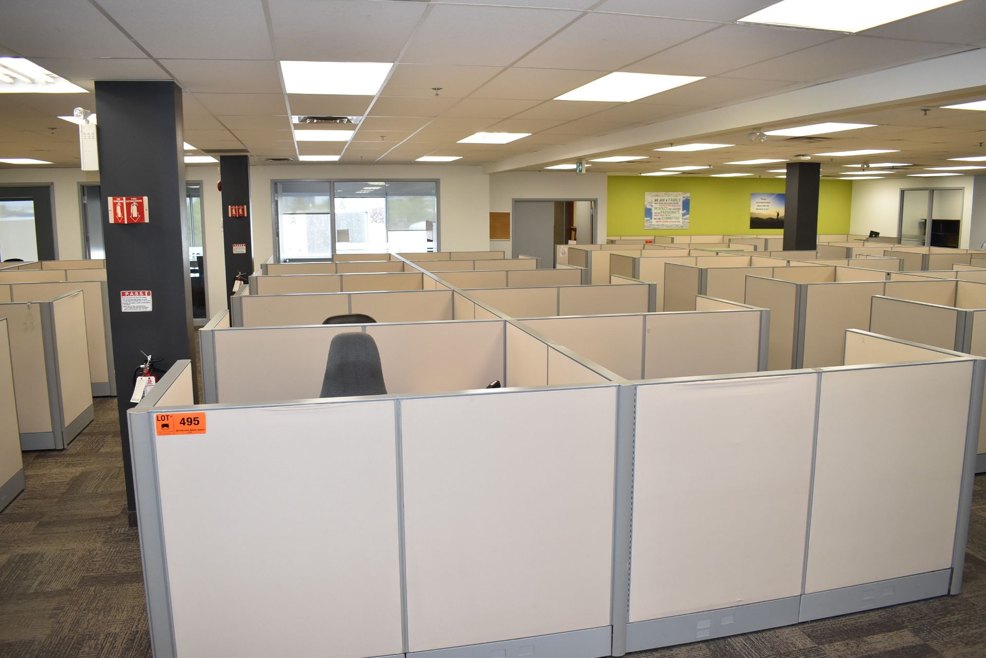 LOT/ (10) CUBICLE WORKSTATIONS WITH ASSOCIATED OFFICE CHAIRS & FILE CABINETS