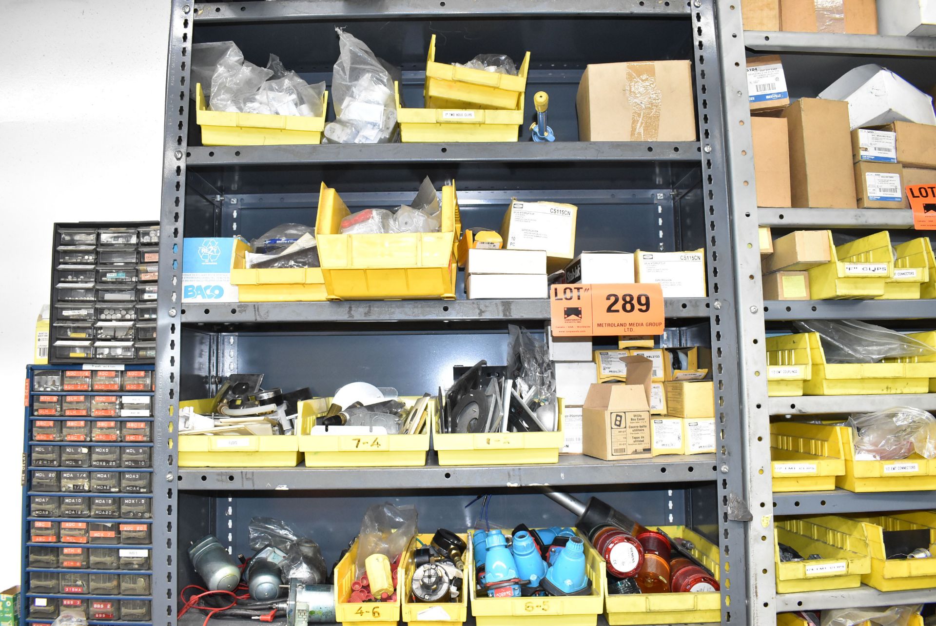 LOT/ STEEL SHELF WITH CONTENTS - INCLUDING ELECTRIC MOTOR, PLUGS, SIGNAL LIGHTS, RELAYS, - Image 3 of 6