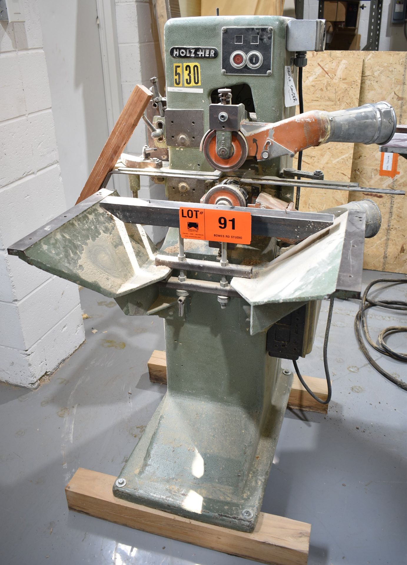 HOLZ-HER IF 362 TRIMMING MACHINE, 550V/3PH/60HZ, S/N 1369 (CI) [RIGGING FEES FOR LOT #91 - $250 - Image 2 of 7